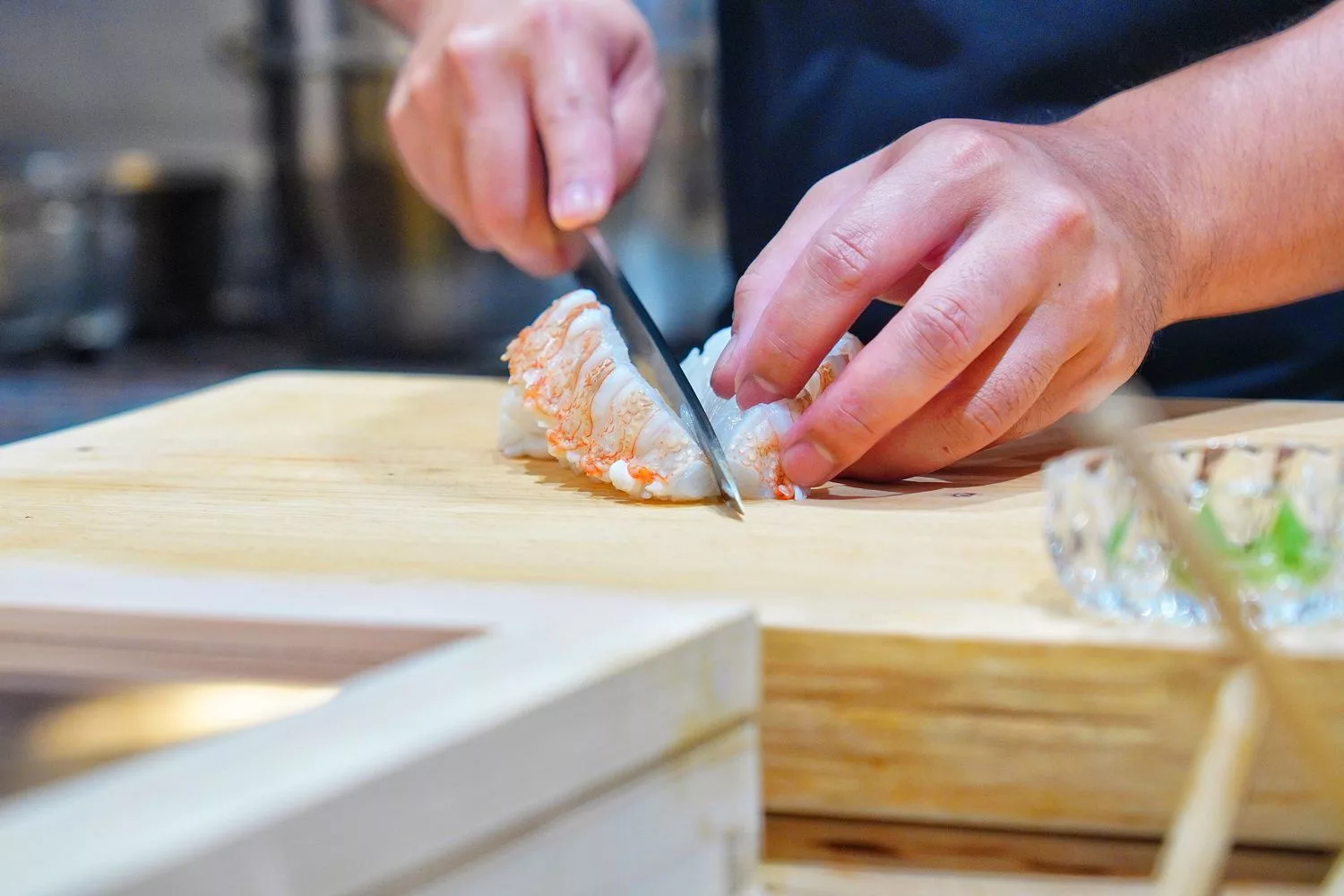 【2025台北日本料理】精選 15 家台北日式料理,經典壽司、刺身、炭烤,一次滿足您的味蕾! @混血珊莎的奇幻旅程 【2025台北日本料理】精選 15 家台北日式料理,經典壽司、刺身、炭烤,一次滿足您的味蕾! @混血珊莎的奇幻旅程