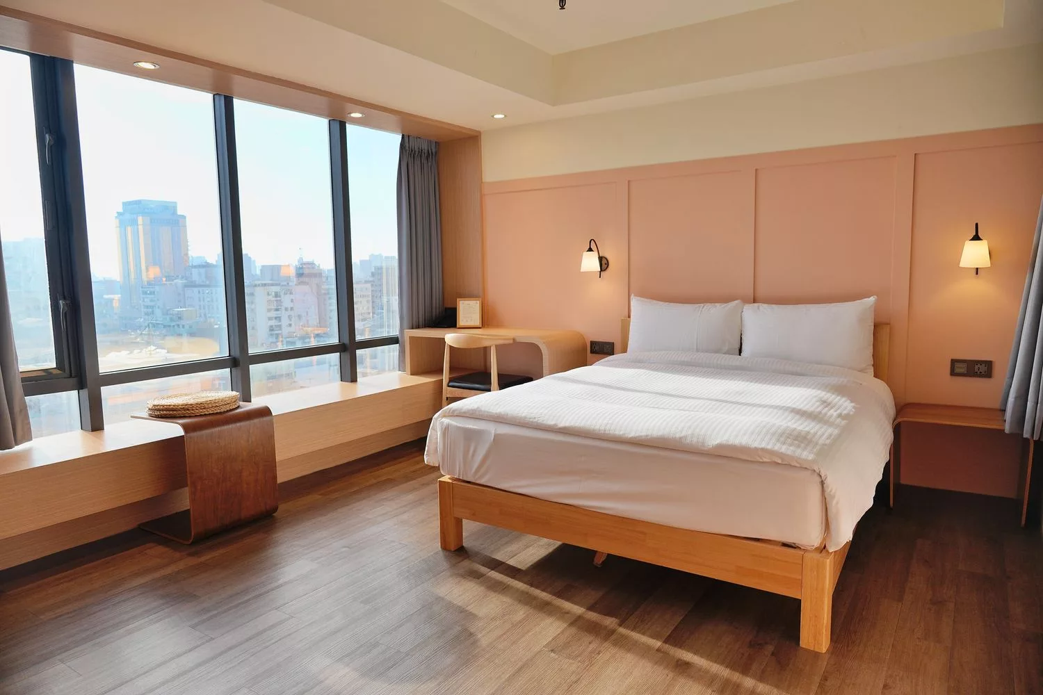 【葉綠宿 川閱】台中中區住宿,日系房型附設浴缸,高樓層城市景觀好停車! @混血珊莎的奇幻旅程 【葉綠宿 川閱】台中中區住宿,日系房型附設浴缸,高樓層城市景觀好停車! @混血珊莎的奇幻旅程