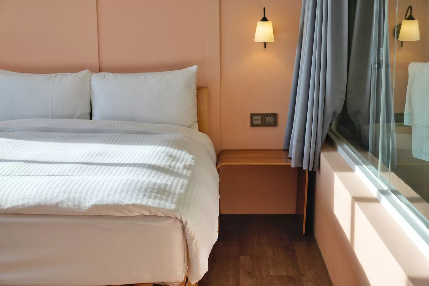 【葉綠宿 川閱】台中中區住宿,日系房型附設浴缸,高樓層城市景觀好停車! @混血珊莎的奇幻旅程 【葉綠宿 川閱】台中中區住宿,日系房型附設浴缸,高樓層城市景觀好停車! @混血珊莎的奇幻旅程