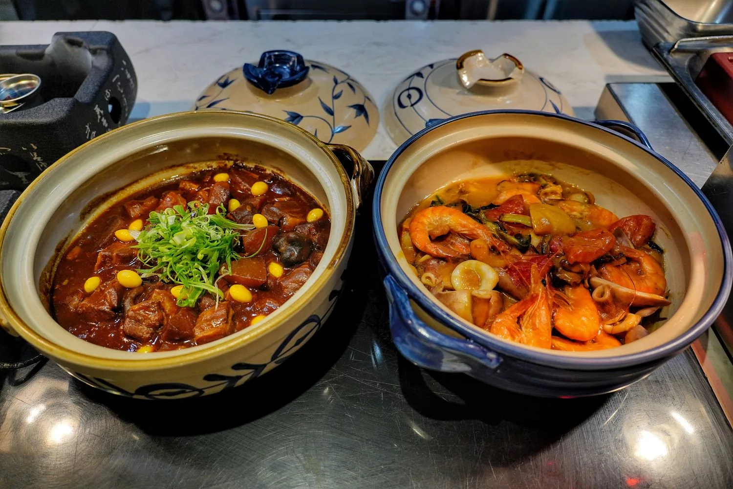 【寒舍艾美探索廚房】招牌炭烤松葉蟹腳，多國料理無限爽吃，含訂位價錢餐券優惠! @混血珊莎的奇幻旅程