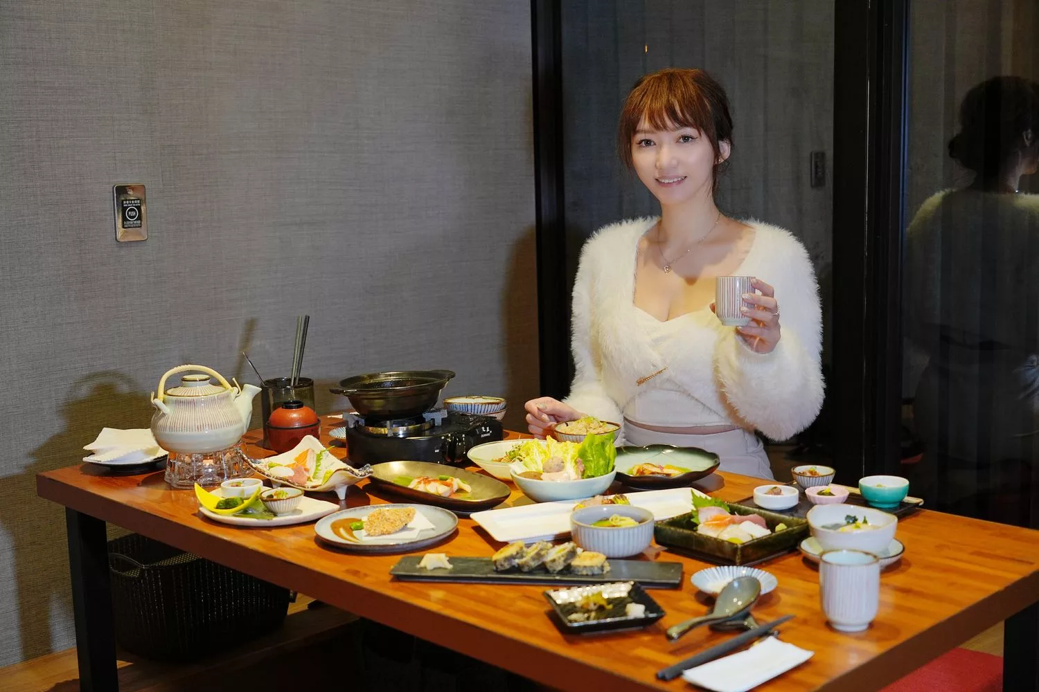 【綠舞日式主題園區】和服浴衣拍照打卡，可愛萌寵餵食互動一日遊! @混血珊莎的奇幻旅程