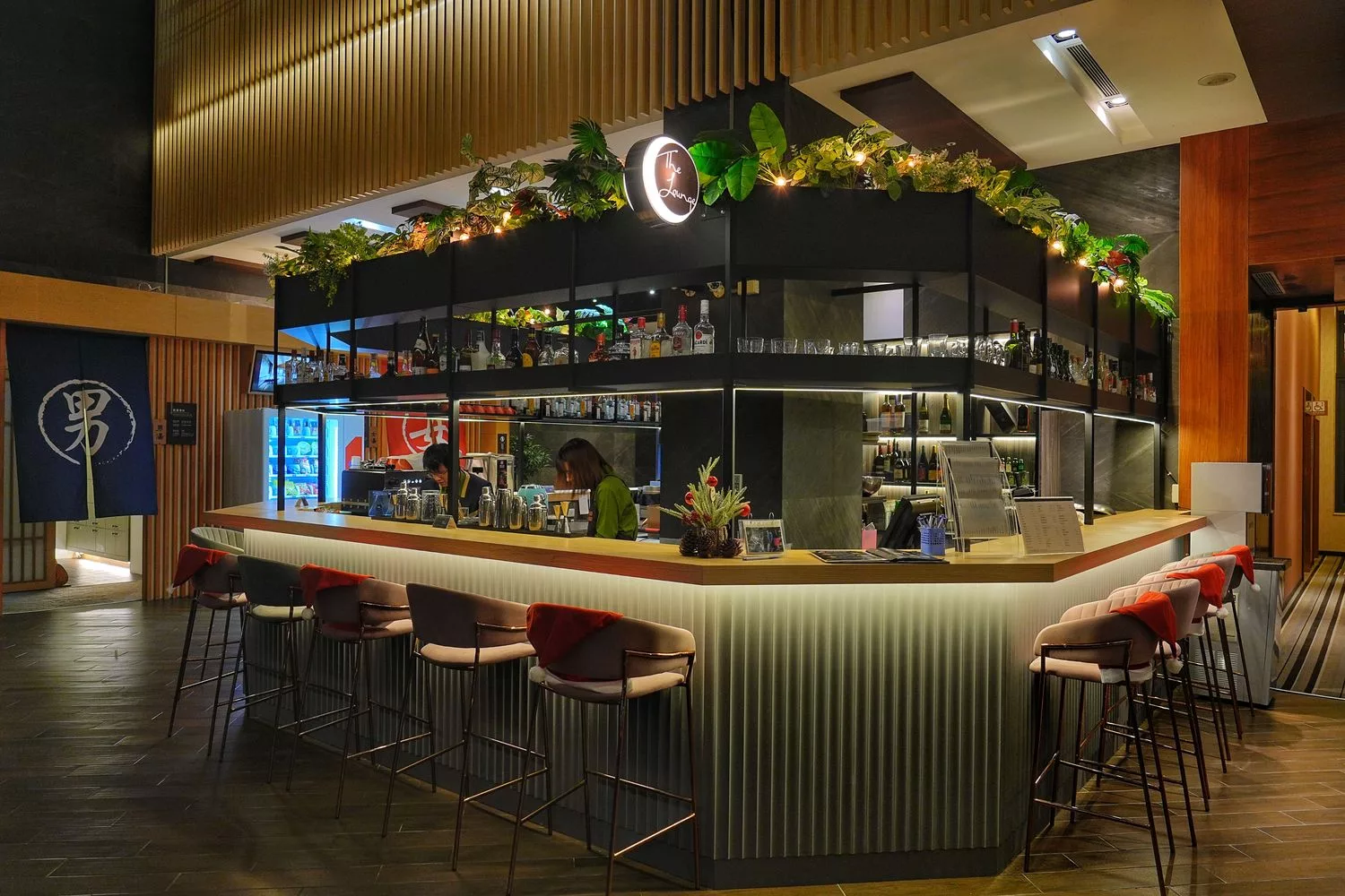 【宜蘭綠舞國際觀光飯店】一泊二食會席料理晚餐，和服體驗萌寵互動，免費宵夜吃到飽! @混血珊莎的奇幻旅程