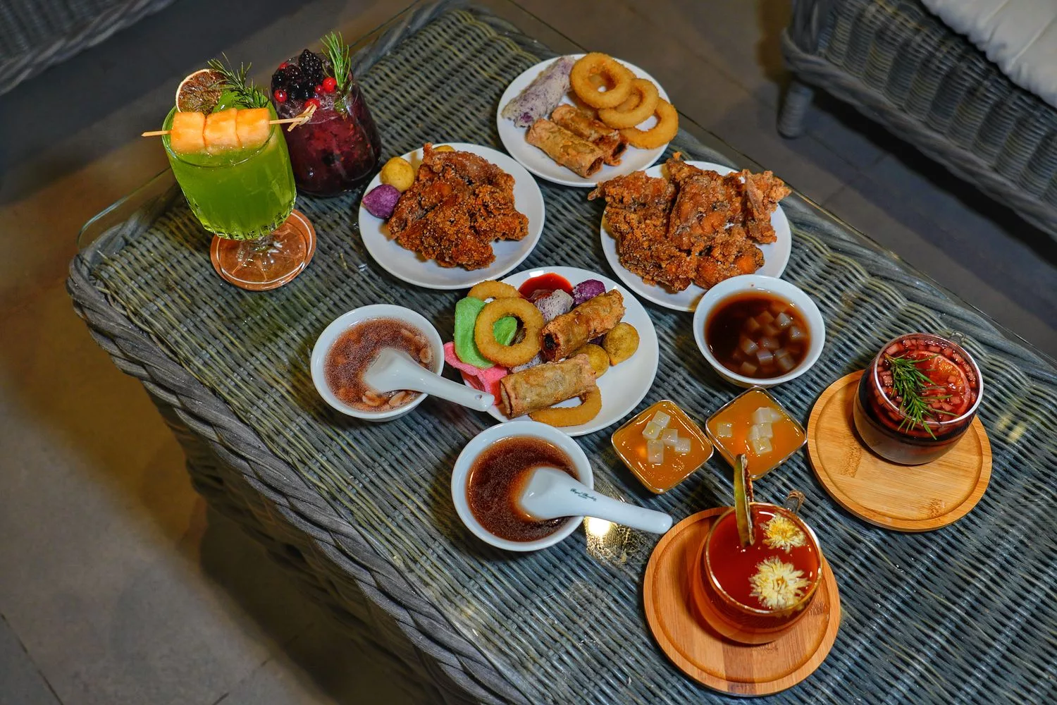 【宜蘭綠舞國際觀光飯店】一泊二食會席料理晚餐，和服體驗萌寵互動，免費宵夜吃到飽! @混血珊莎的奇幻旅程