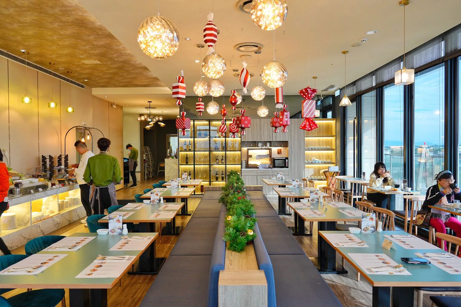 【綠舞國際觀光飯店早餐】蝶舞咖啡廳絕美山景，豐富自助餐點吃到飽! @混血珊莎的奇幻旅程