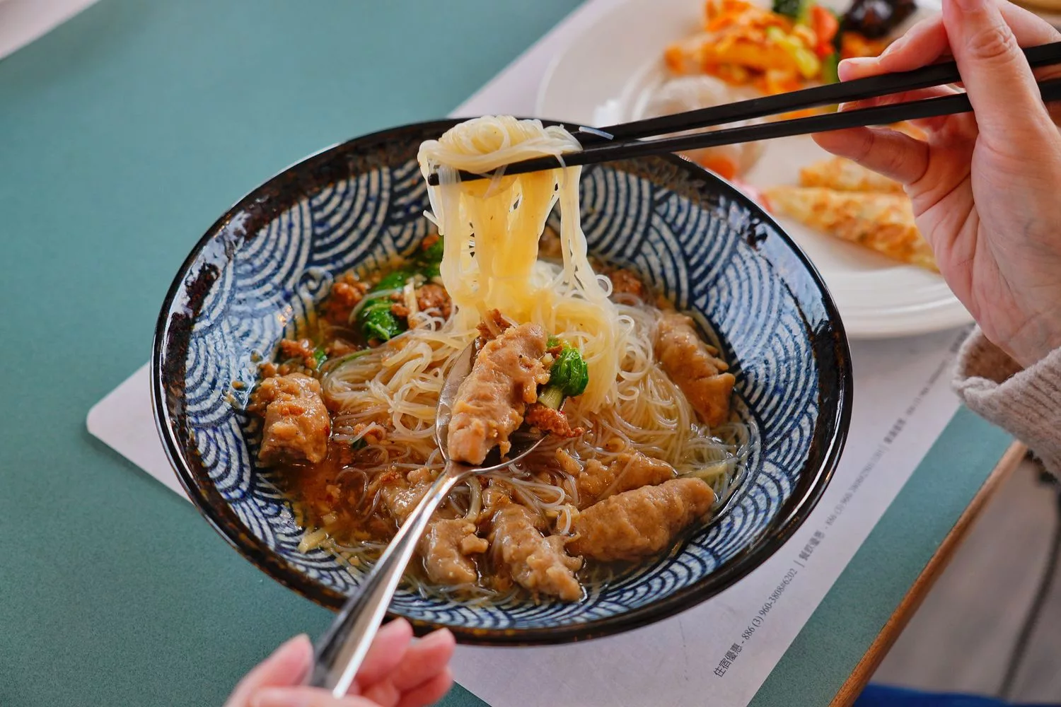 【綠舞國際觀光飯店早餐】蝶舞咖啡廳絕美山景，豐富自助餐點吃到飽! @混血珊莎的奇幻旅程