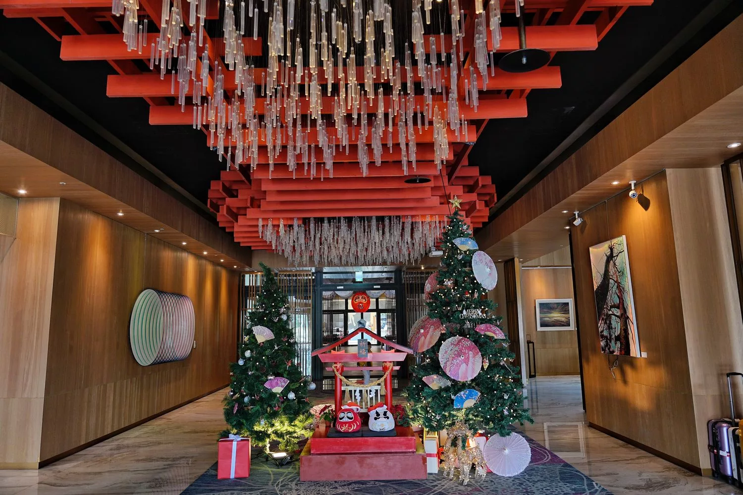 【宜蘭綠舞國際觀光飯店】一泊二食會席料理晚餐，和服體驗萌寵互動，免費宵夜吃到飽! @混血珊莎的奇幻旅程