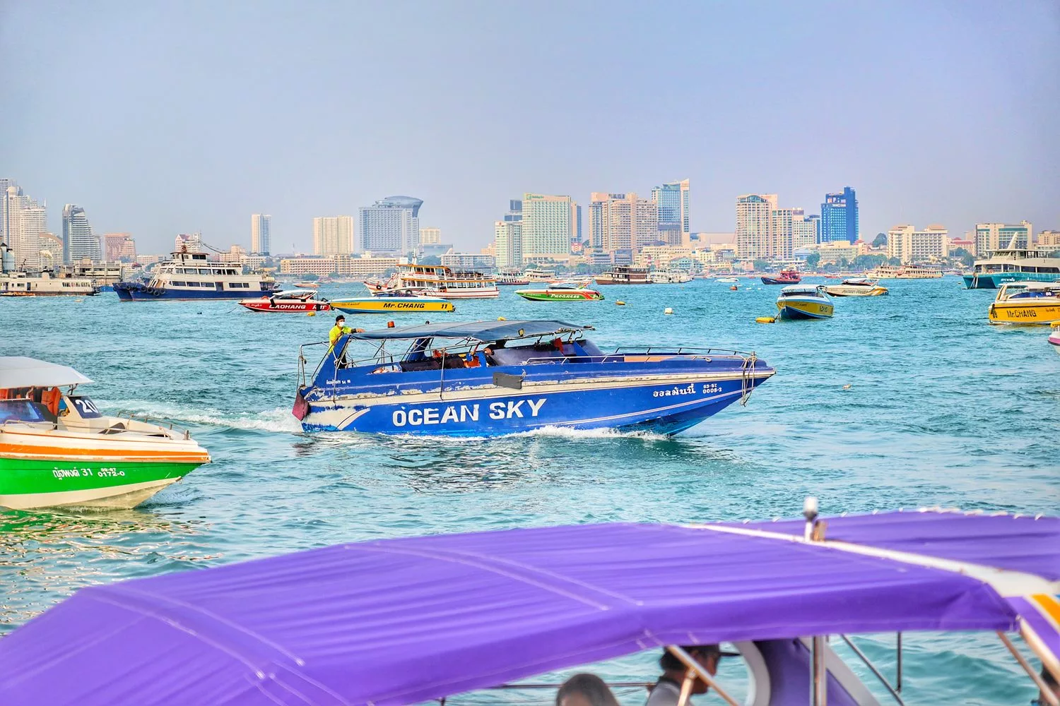 Ocean Sky Pattaya 海洋天空郵輪晚宴，自助buffet猛男人妖秀!芭達雅必去! @混血珊莎的奇幻旅程