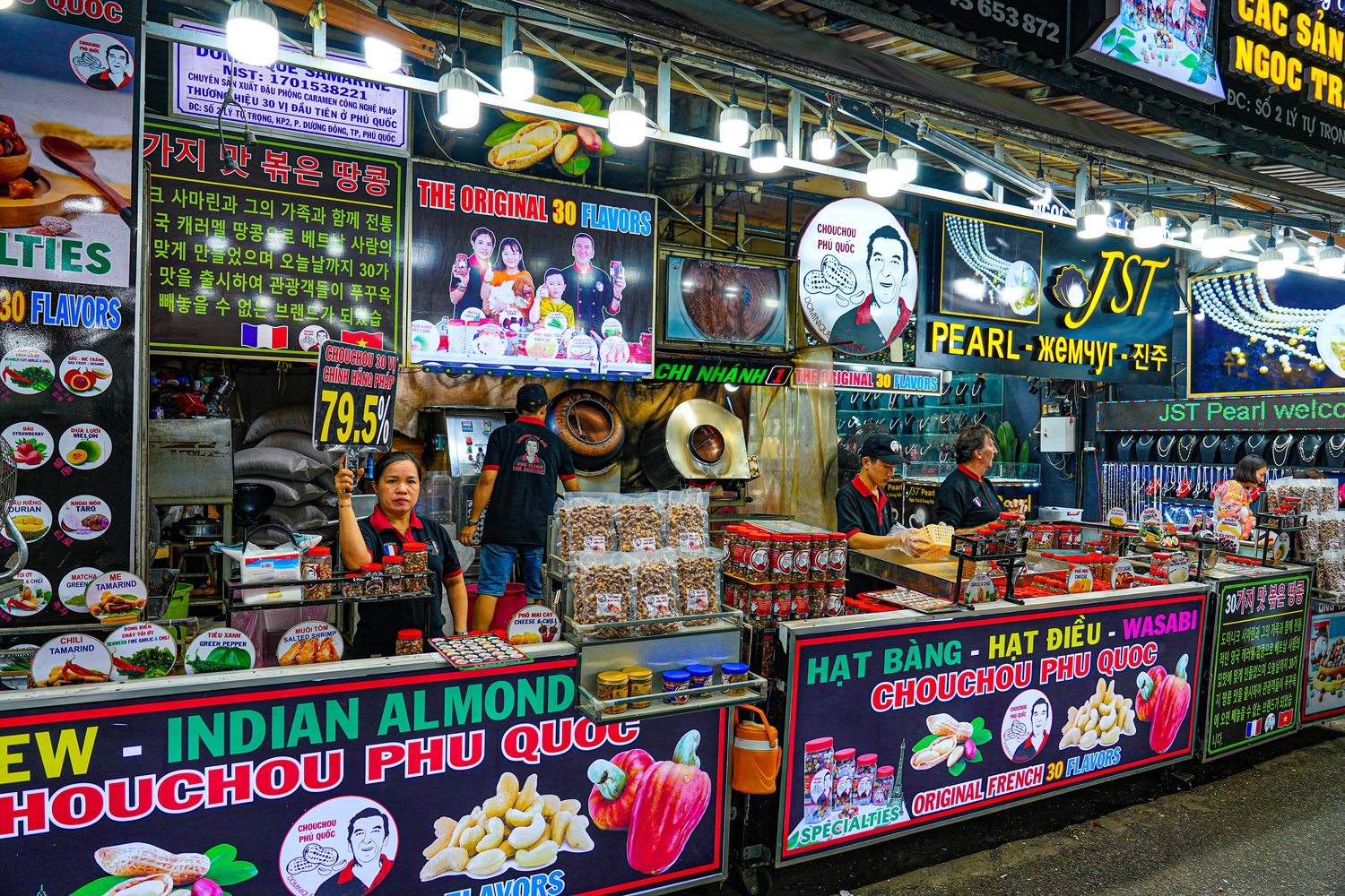 【2025富國島景點】精選 22 個富國島最新景點，遊樂園煙火表演火舞秀! @混血珊莎的奇幻旅程