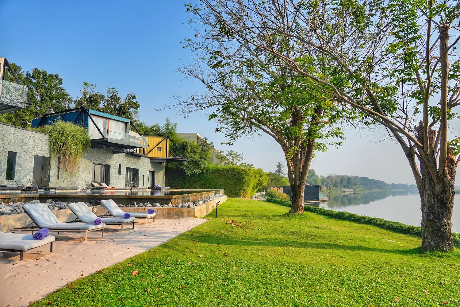 Cross River Kwai｜北碧府桂河克羅斯度假村，獨木舟泳池多種玩法!北碧府住宿! @混血珊莎的奇幻旅程