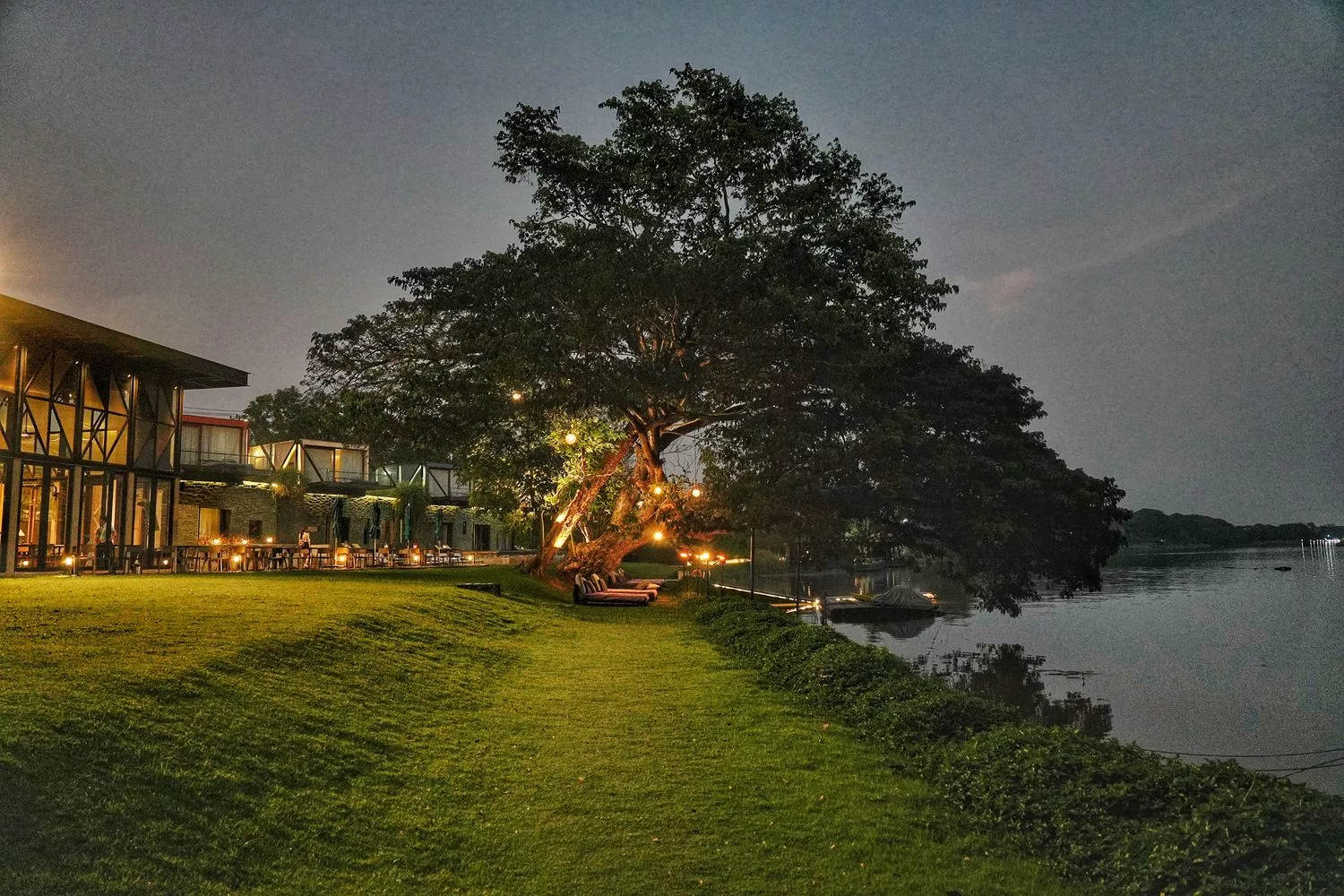 Cross River Kwai｜北碧府桂河克羅斯度假村，獨木舟泳池多種玩法!北碧府住宿! @混血珊莎的奇幻旅程
