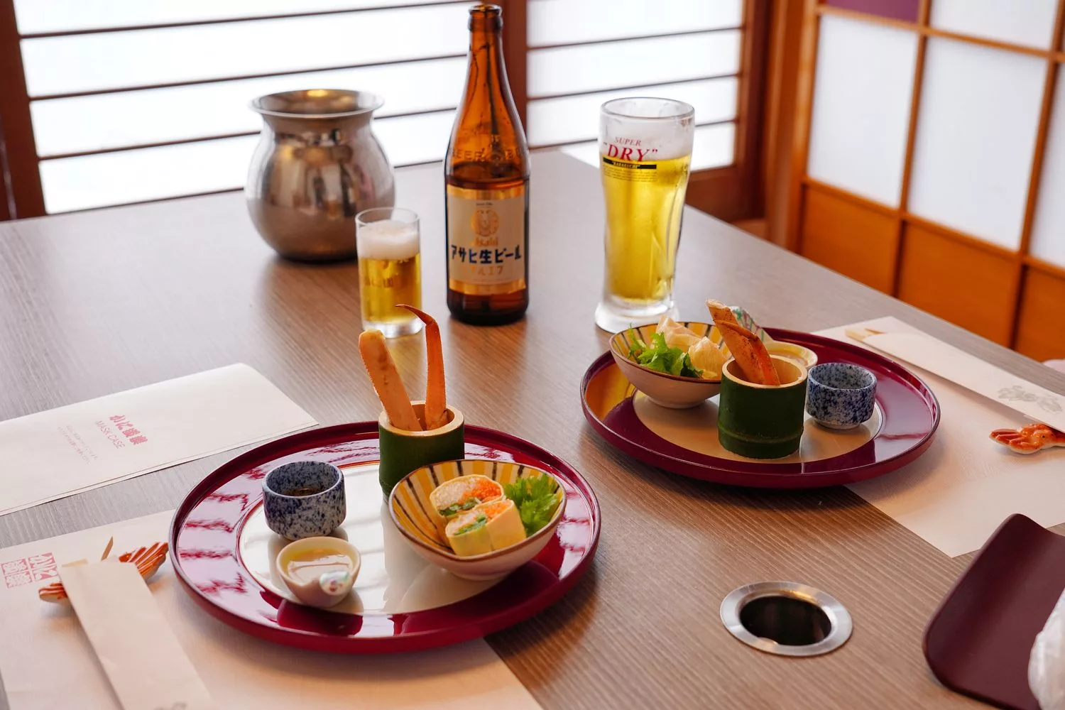 【道頓堀美食】蟹道樂 道頓堀東店，高人氣大阪連鎖螃蟹餐廳，獨立包廂享私人空間，菜單訂位攻略! @混血珊莎的奇幻旅程