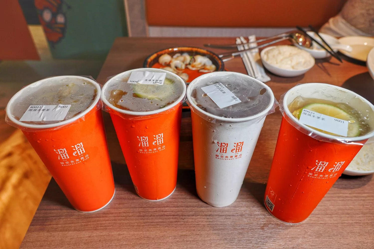 溜溜酸菜魚專賣店 中壢SOGO店|獨家秘製配方,套餐白飯小菜吃到飽! @混血珊莎的奇幻旅程 溜溜酸菜魚專賣店 中壢SOGO店|獨家秘製配方,套餐白飯小菜吃到飽! @混血珊莎的奇幻旅程