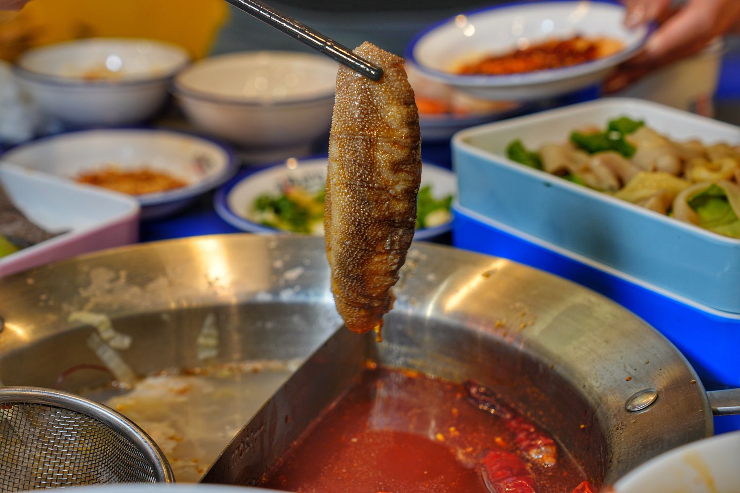 馬路邊邊串串香|麻辣鍋控必吃桃園串串火鍋,享受撸串自由! @混血珊莎的奇幻旅程 馬路邊邊串串香|麻辣鍋控必吃桃園串串火鍋,享受撸串自由! @混血珊莎的奇幻旅程