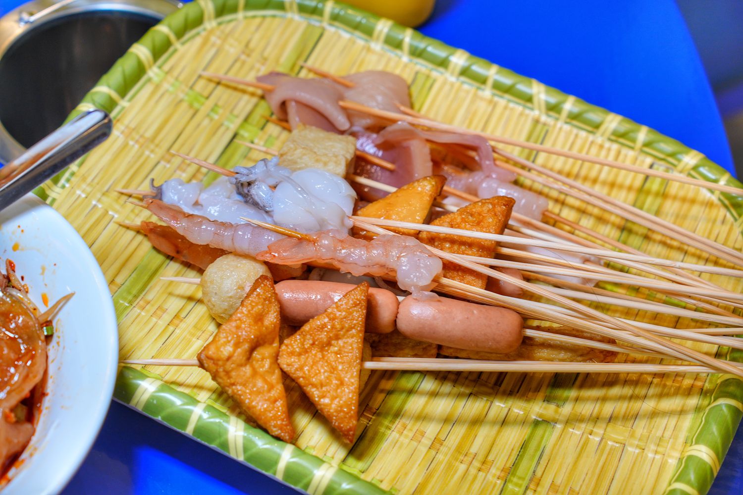 馬路邊邊串串香|麻辣鍋控必吃桃園串串火鍋,享受撸串自由! @混血珊莎的奇幻旅程 馬路邊邊串串香|麻辣鍋控必吃桃園串串火鍋,享受撸串自由! @混血珊莎的奇幻旅程