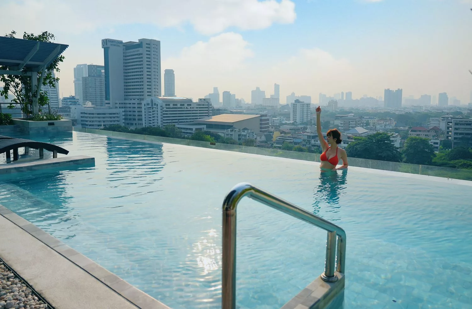 曼谷Surasak住宿 Mode Sathorn Hotel Bangkok｜超夯曼谷摩德沙吞酒店!蘇叻沙克站住宿 @混血珊莎的奇幻旅程