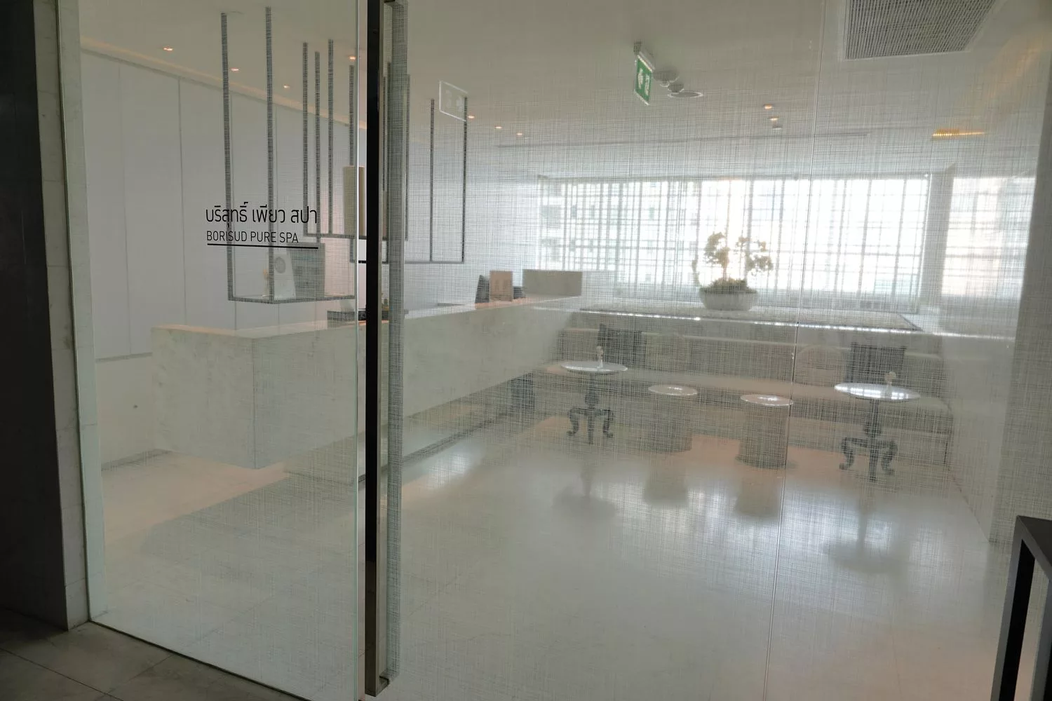 曼谷Surasak住宿 Mode Sathorn Hotel Bangkok｜超夯曼谷摩德沙吞酒店!蘇叻沙克站住宿 @混血珊莎的奇幻旅程