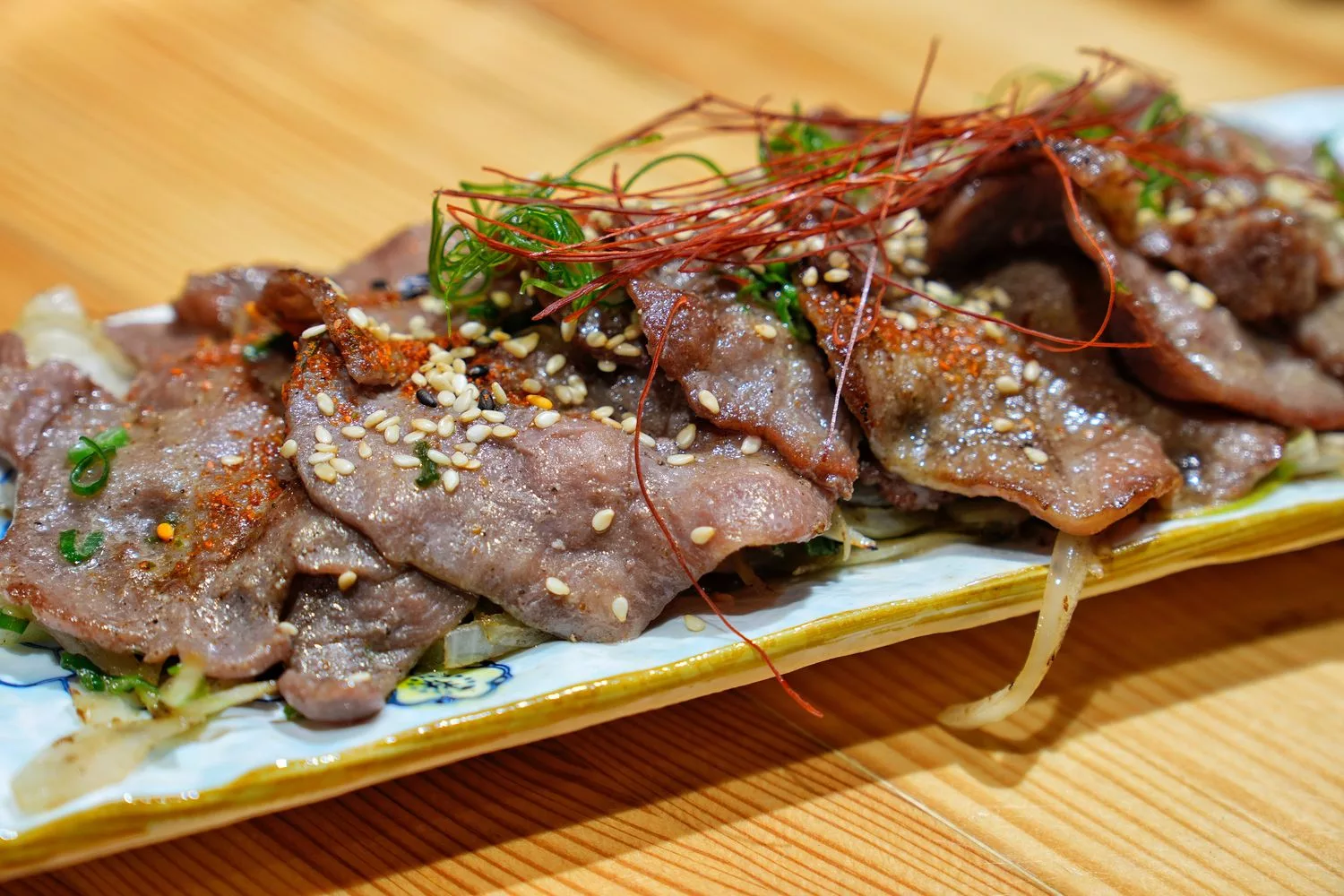 【森川丼丼嘉義店】 4.8 顆星高評價日本料理，澎湃用料氣氛很嗨! @混血珊莎的奇幻旅程
