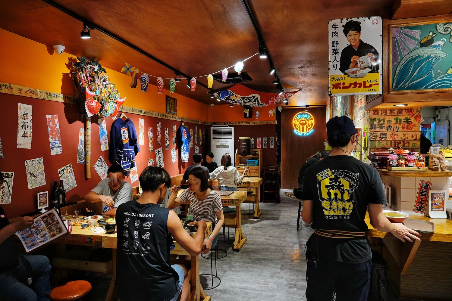 【森川丼丼嘉義店】 4.8 顆星高評價日本料理，澎湃用料氣氛很嗨! @混血珊莎的奇幻旅程