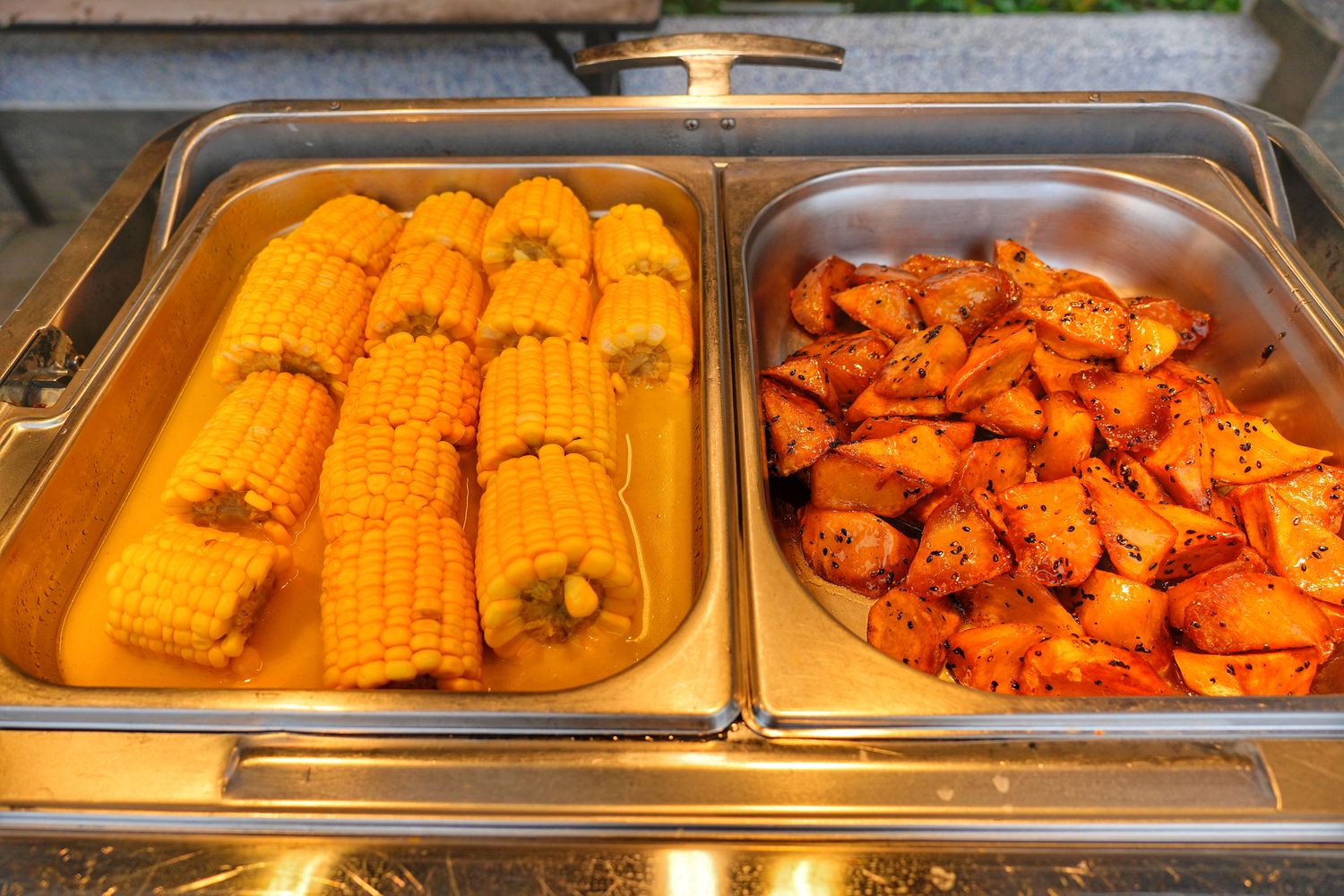 澎湖福朋喜來登星光港灣BBQ｜夏季必吃露天燒烤啤酒趴! @混血珊莎的奇幻旅程