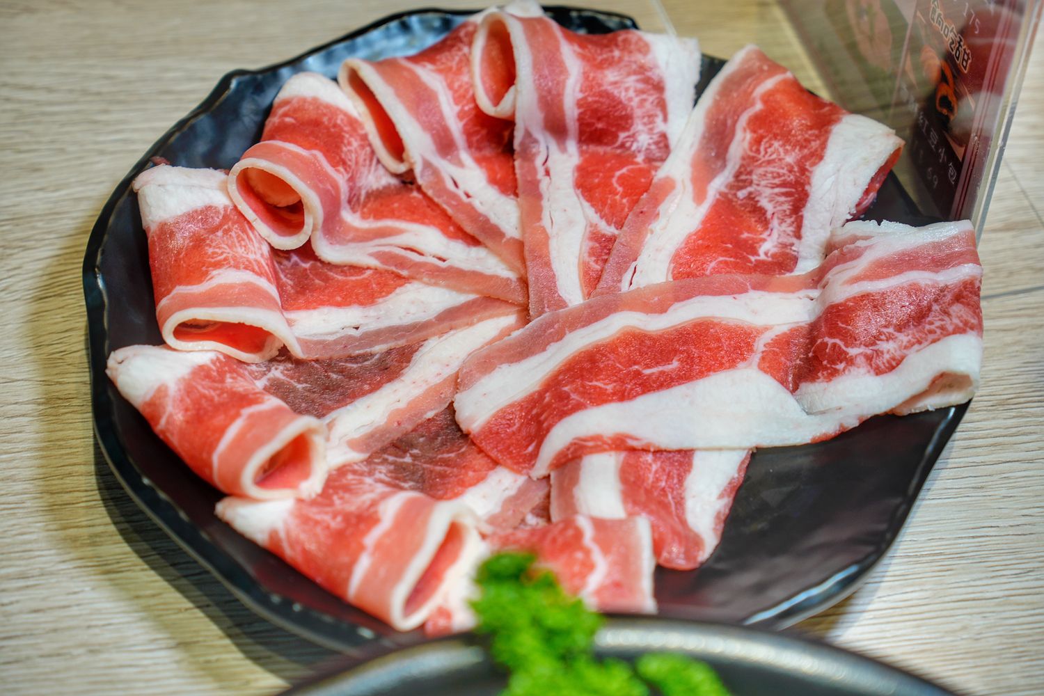餉串串|道地四川成都台中串串火鍋,免服務費白飯飲品無限供應! @混血珊莎的奇幻旅程 餉串串|道地四川成都台中串串火鍋,免服務費白飯飲品無限供應! @混血珊莎的奇幻旅程