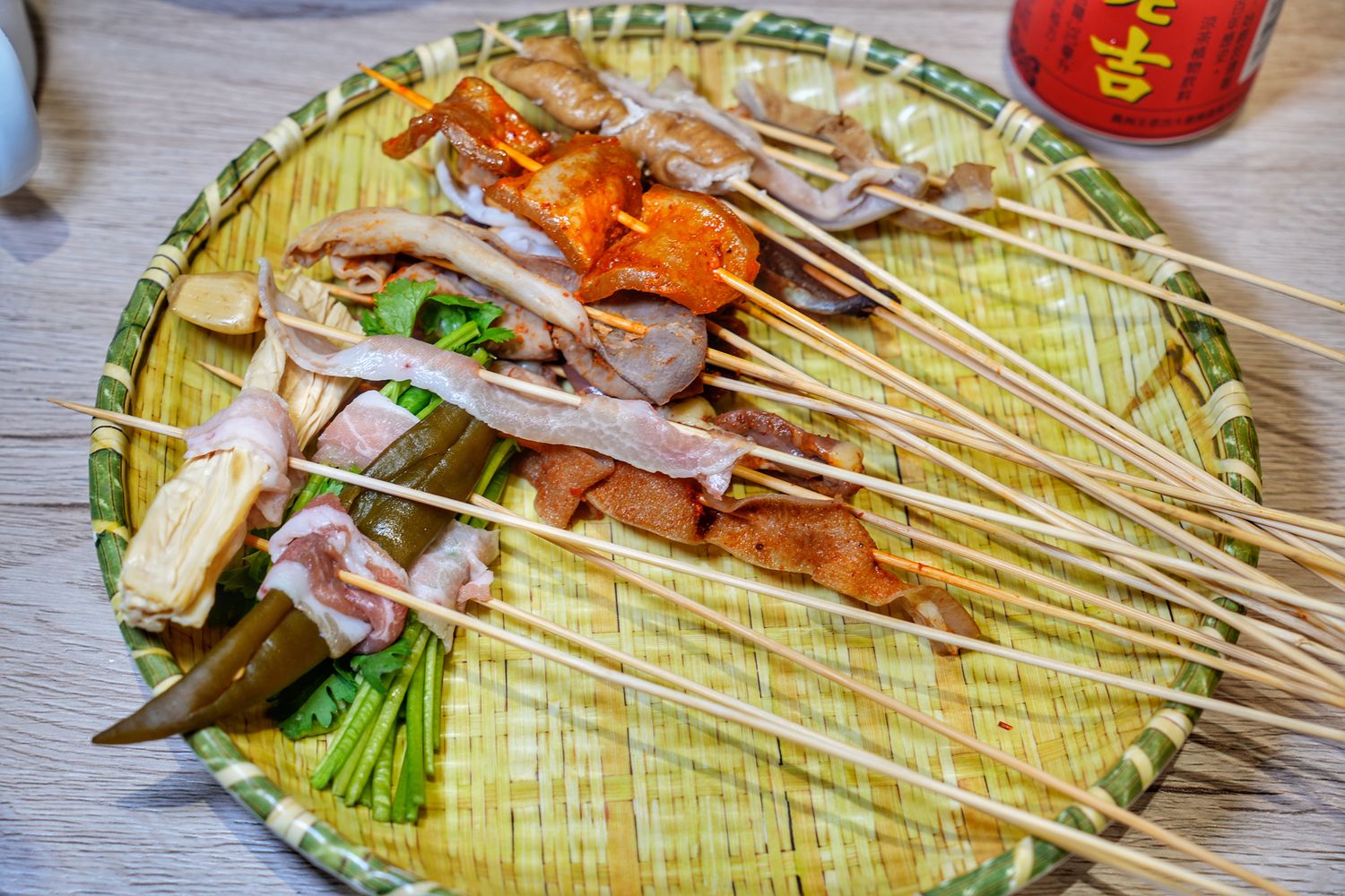 餉串串｜道地四川成都台中串串火鍋，免服務費白飯飲品無限供應! @混血珊莎的奇幻旅程