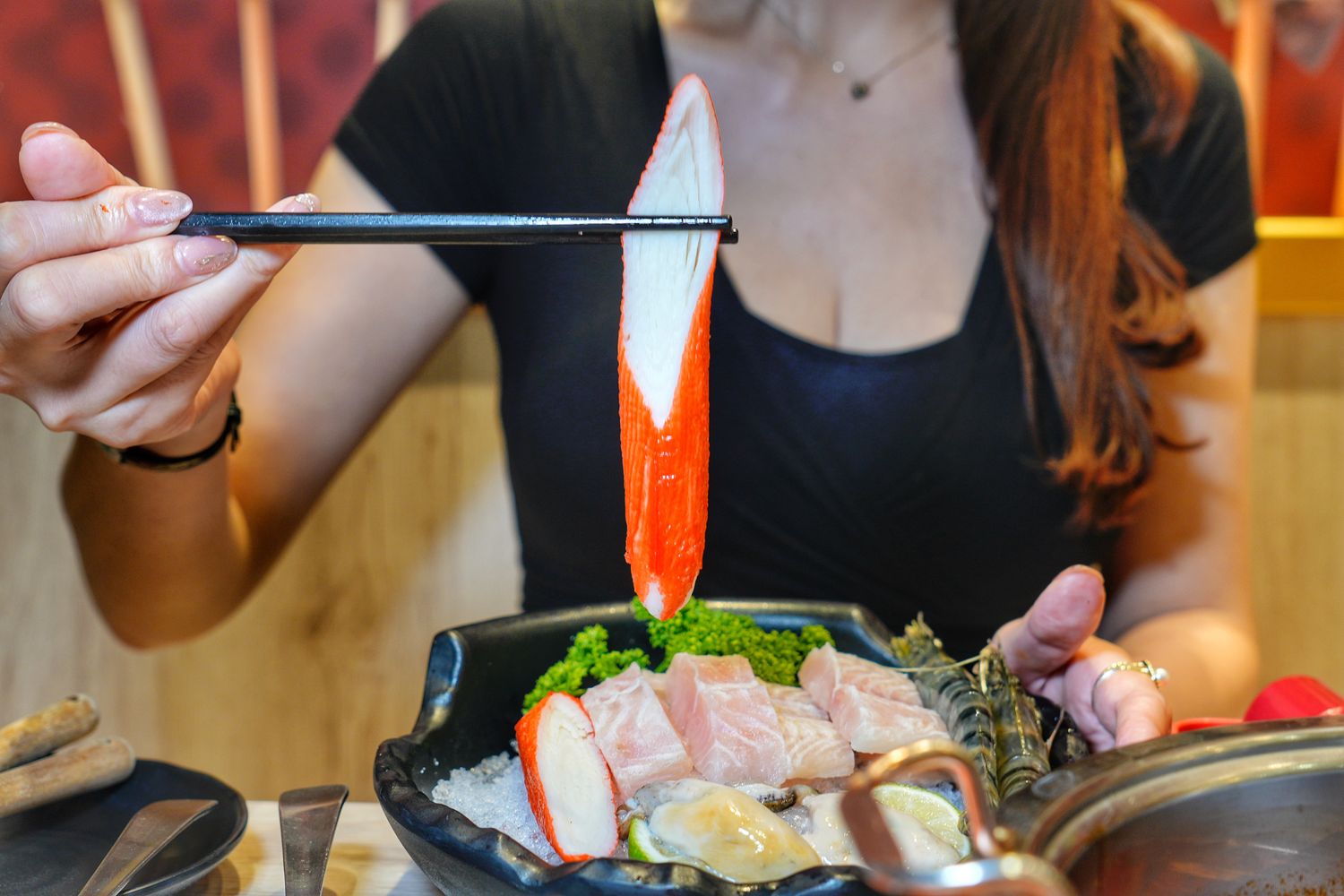 餉串串｜道地四川成都台中串串火鍋，免服務費白飯飲品無限供應! @混血珊莎的奇幻旅程