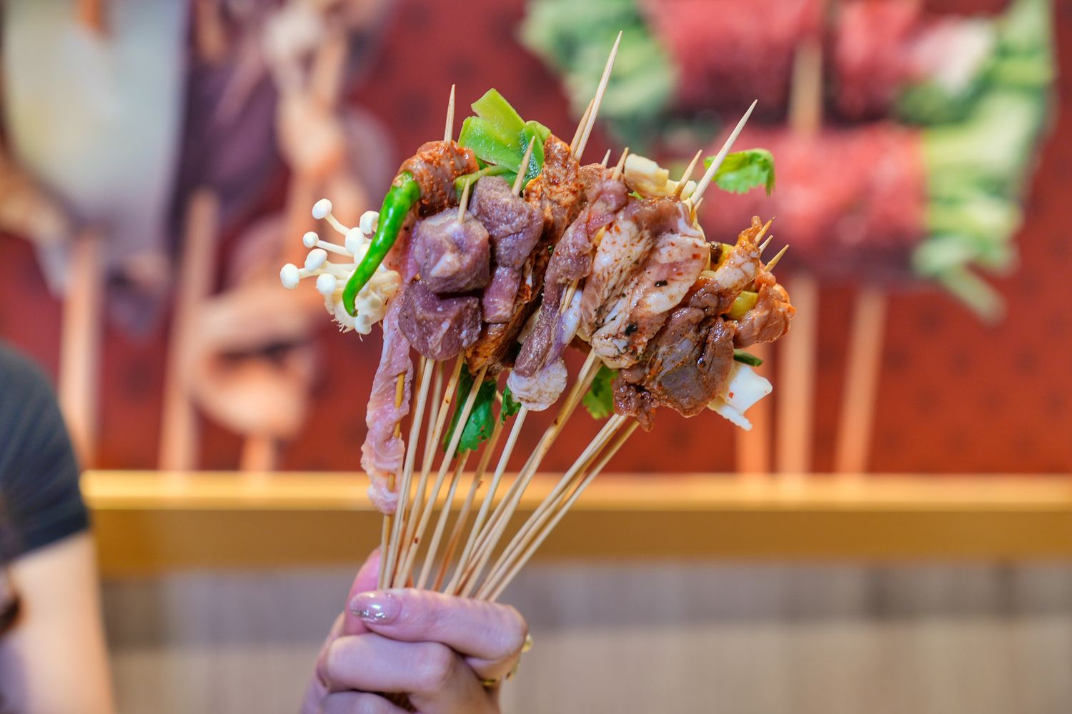餉串串｜道地四川成都台中串串火鍋，免服務費白飯飲品無限供應! @混血珊莎的奇幻旅程