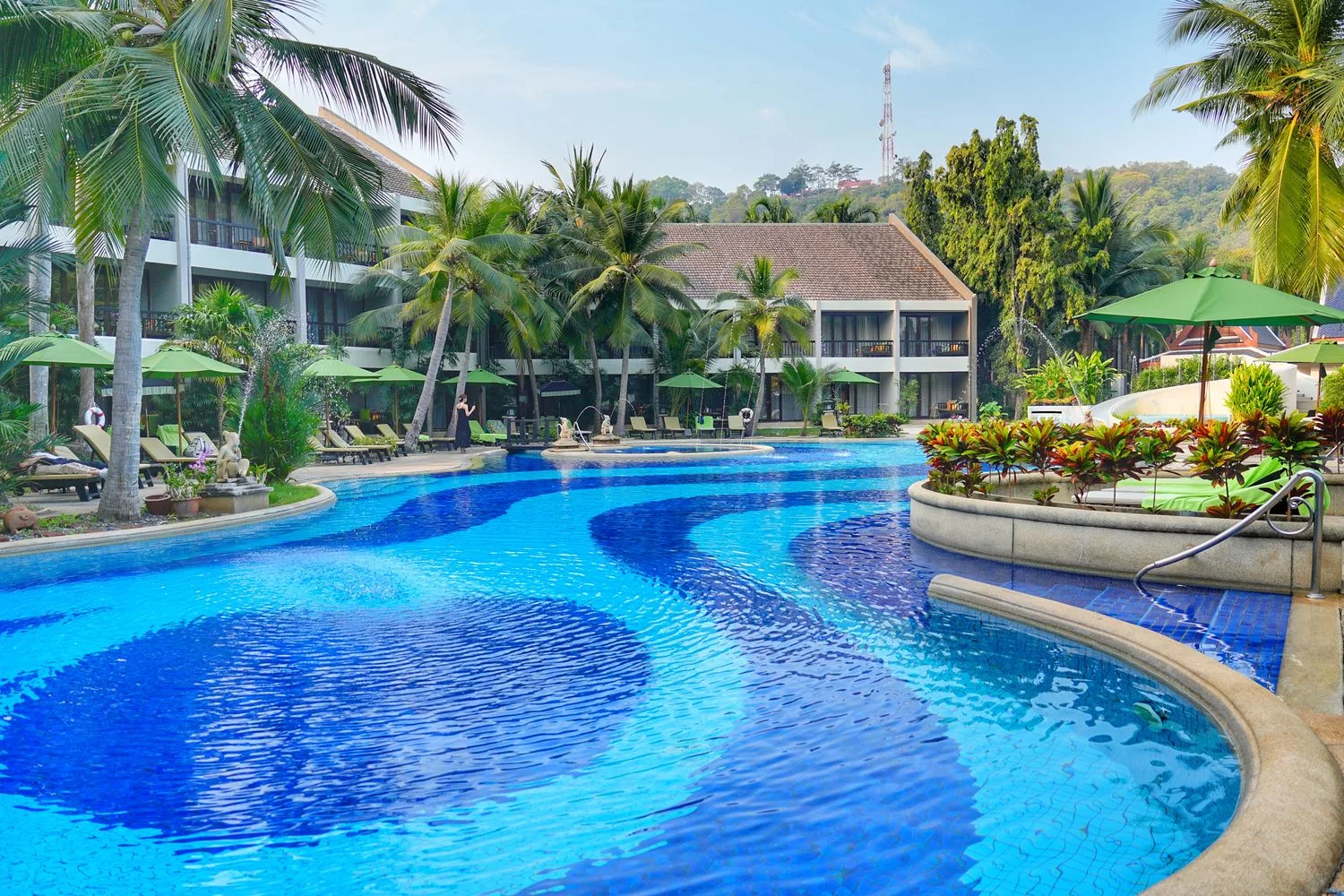 芭達雅步行街住宿 Siam Bayshore Resort Pattaya｜芭達雅暹羅海岸酒店，步行街走路1分鐘! @混血珊莎的奇幻旅程