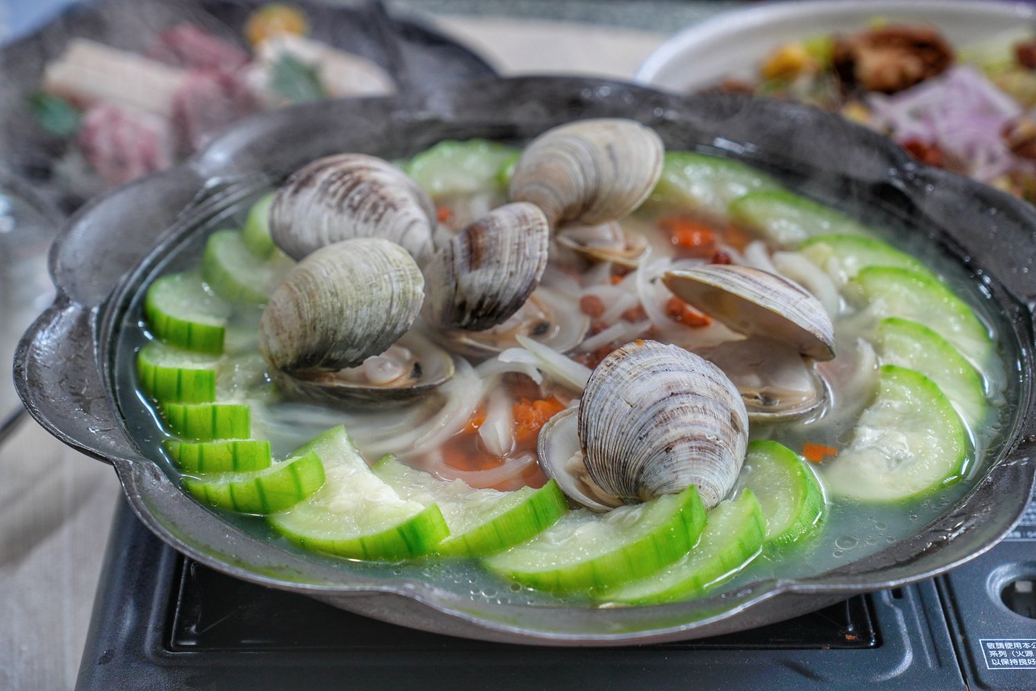 鮮滿樓海鮮料理｜萬里海鮮餐廳推薦每人800元大啖隱藏版龍蝦料理! @混血珊莎的奇幻旅程