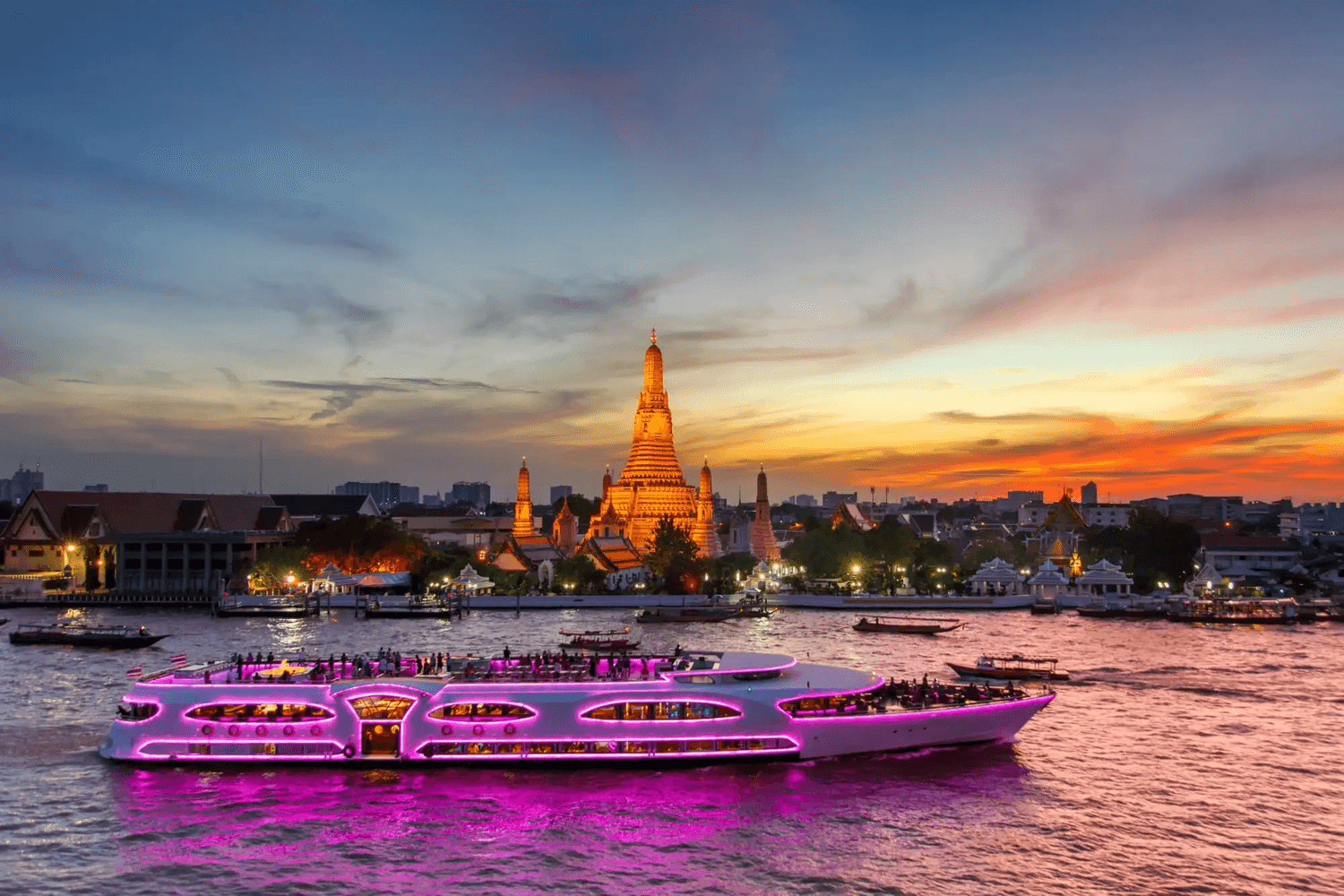 【昭披耶河公主號Chao Phraya Princess】浪漫遊船晚餐海鮮吃到飽! @混血珊莎的奇幻旅程