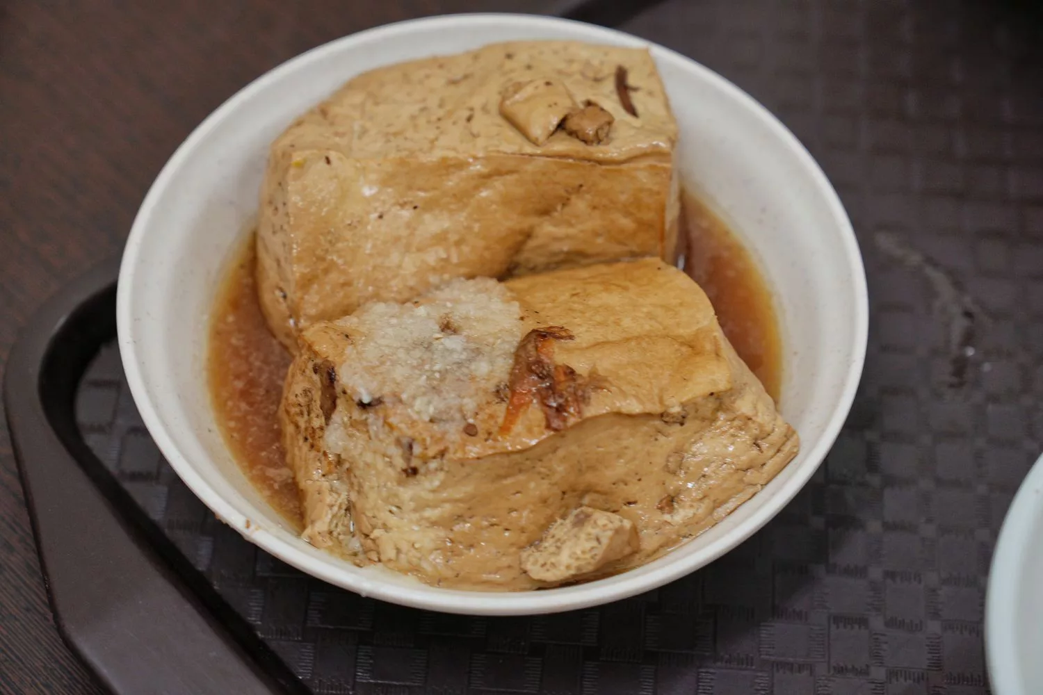 【嘉義雞肉飯推薦】嘉義人火雞肉飯，無名路邊攤起家在地經營 36 年，老饕私藏口袋名單! @混血珊莎的奇幻旅程