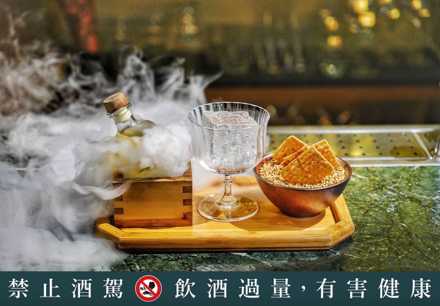小閣樓放感情｜時尚中國風科技大樓站餐廳! @混血珊莎的奇幻旅程