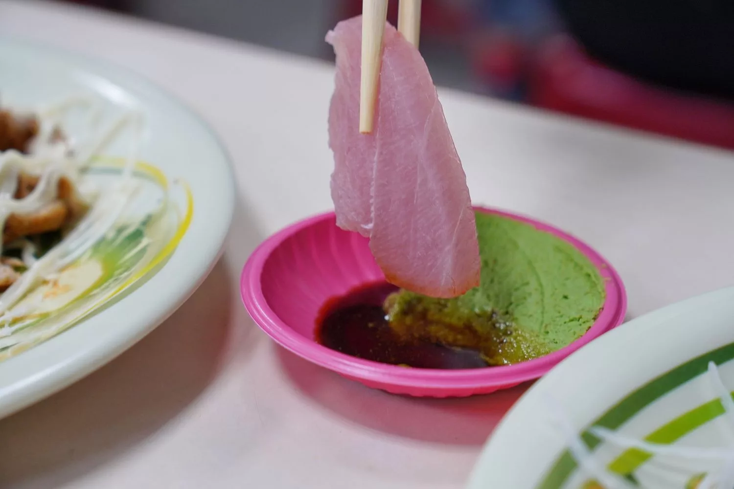 【榮生魚片】最高人氣基隆成功市場美食，Google評價破 4000 多則! @混血珊莎的奇幻旅程