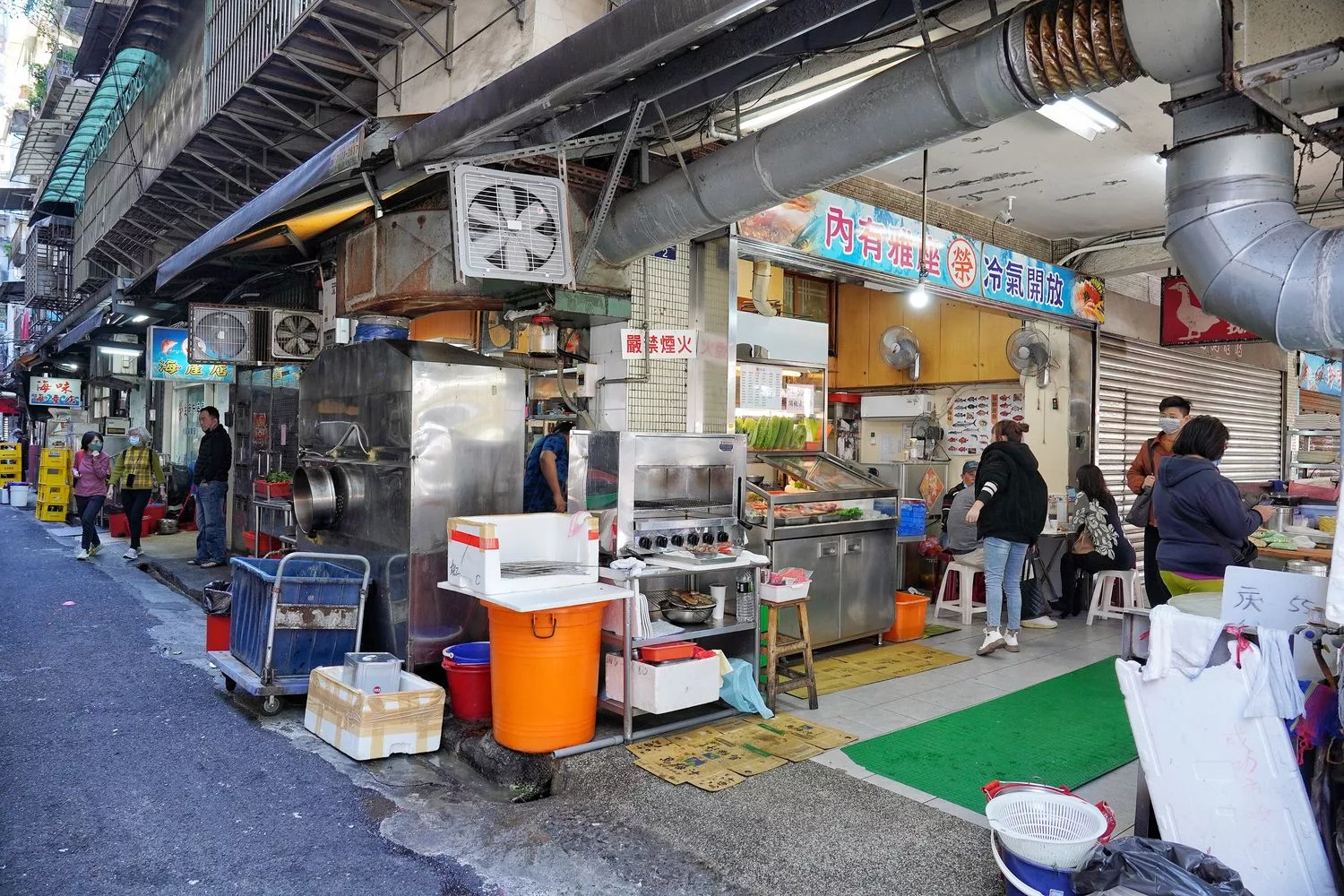 【榮生魚片】最高人氣基隆成功市場美食，Google評價破 4000 多則! @混血珊莎的奇幻旅程