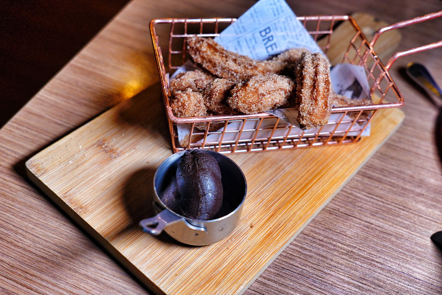 ABV地中海餐酒館光復店｜台北西班牙餐廳爽喝百種精釀啤酒，不限時聚餐好去處! @混血珊莎的奇幻旅程