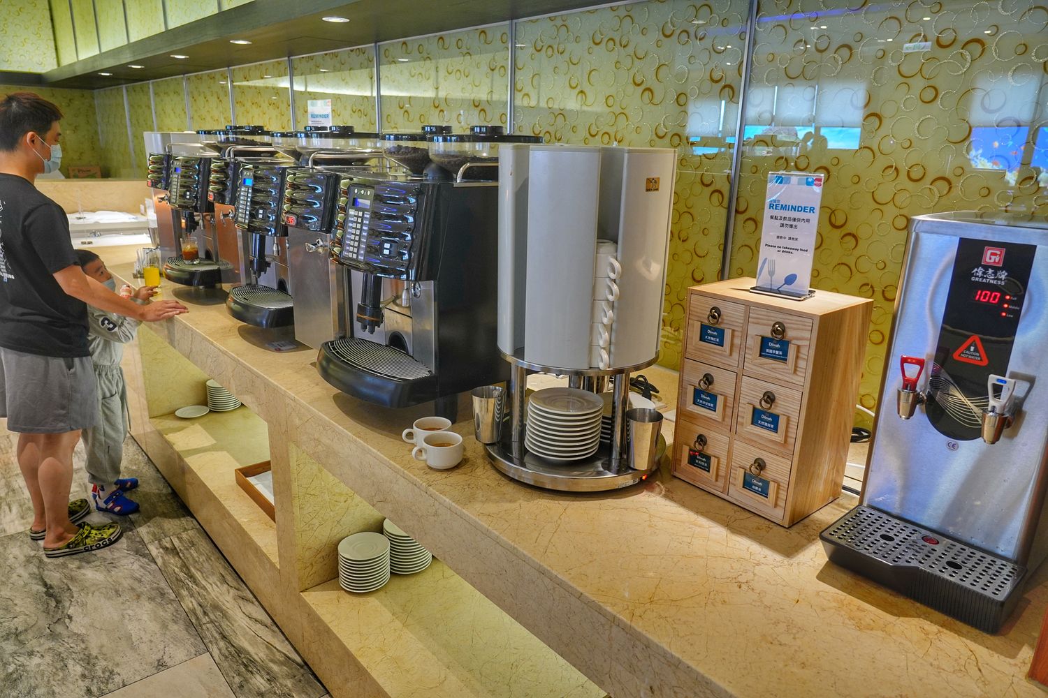 澎湖福朋喜來登酒店|無邊際泳池/海陸Buffet/水上活動嗨翻天! @混血珊莎的奇幻旅程 澎湖福朋喜來登酒店|無邊際泳池/海陸Buffet/水上活動嗨翻天! @混血珊莎的奇幻旅程