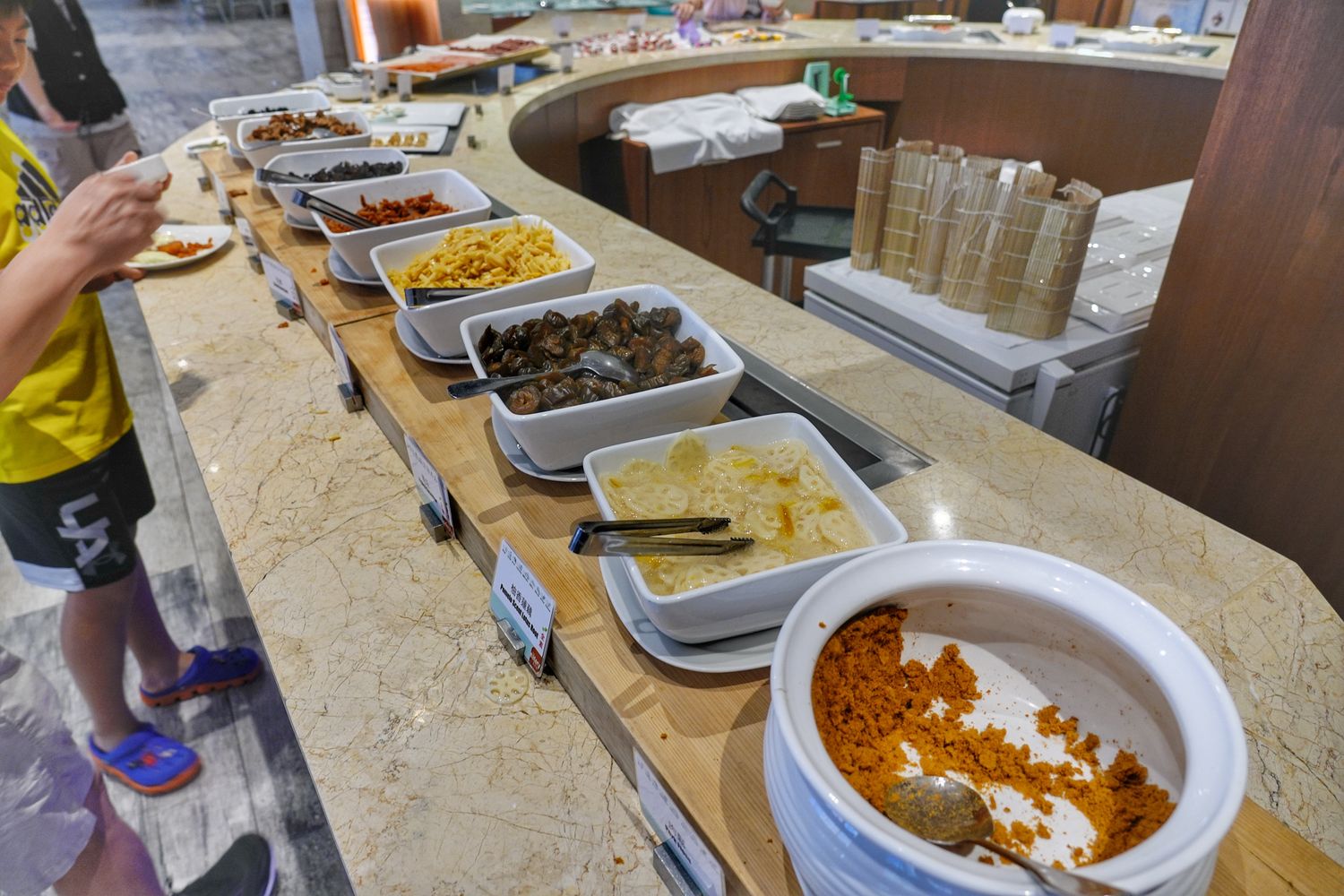 澎湖福朋喜來登酒店｜無邊際泳池/海陸Buffet/水上活動嗨翻天! @混血珊莎的奇幻旅程
