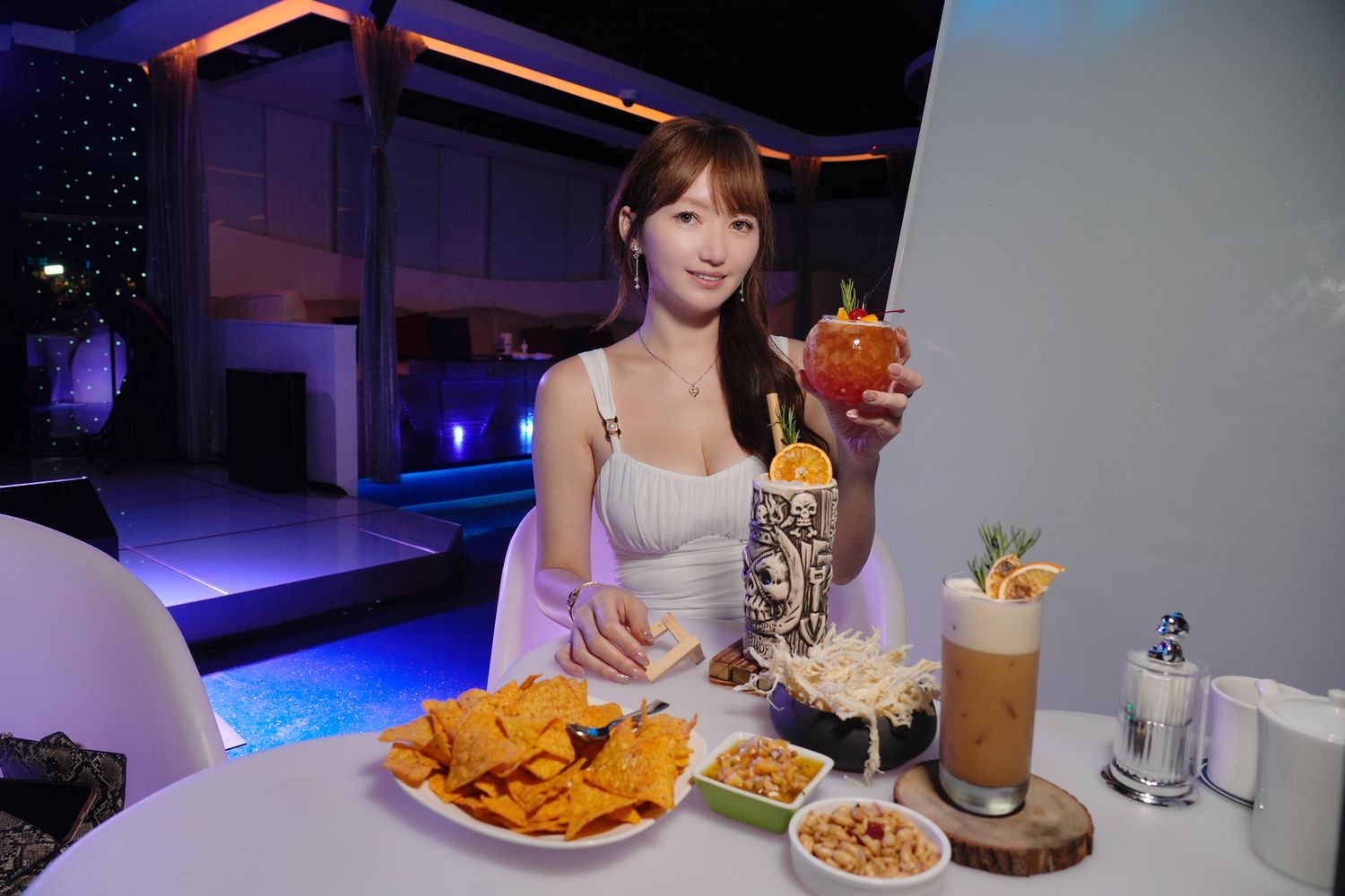 Swave bar 微浮酒吧｜澎湖酒吧推薦Live Band 駐唱! @混血珊莎的奇幻旅程