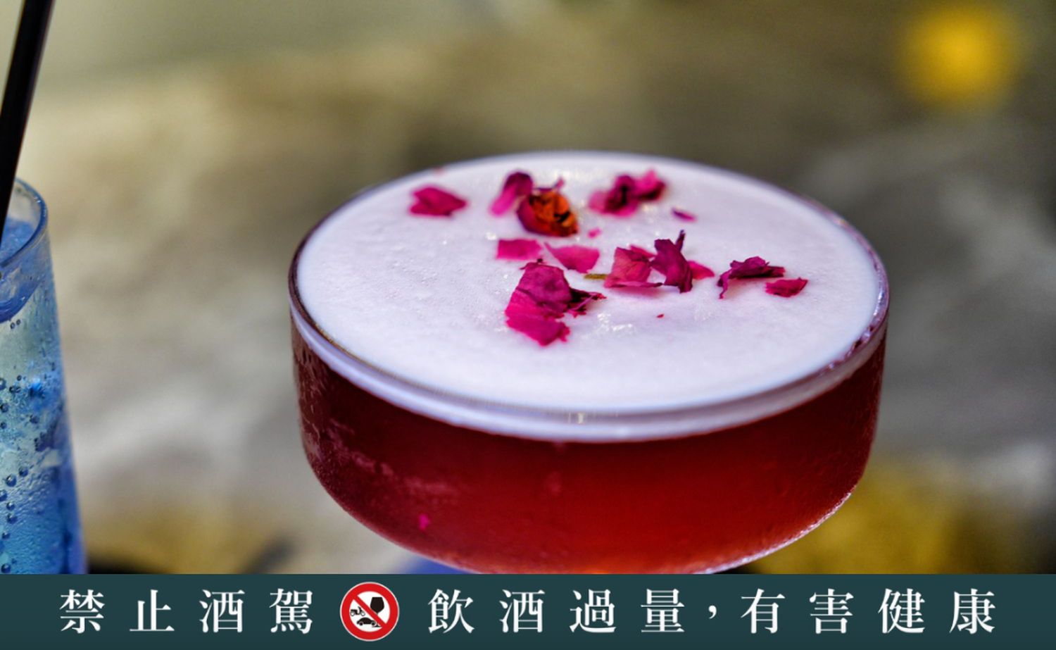叢林開始桃園店｜百萬夜景桃園懶人露營推薦，獨立衛浴球型帳篷! @混血珊莎的奇幻旅程