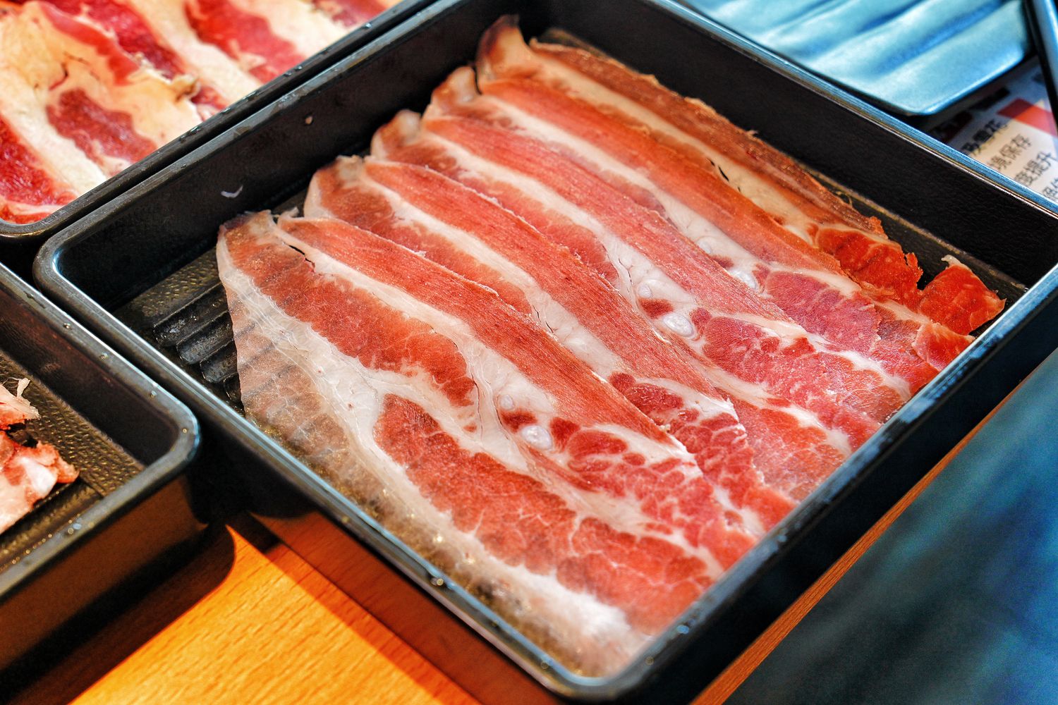 涮饗鍋食べ放題｜新開幕桃園火鍋吃到飽推薦，438 元起爽吃自助吧百種食材! @混血珊莎的奇幻旅程
