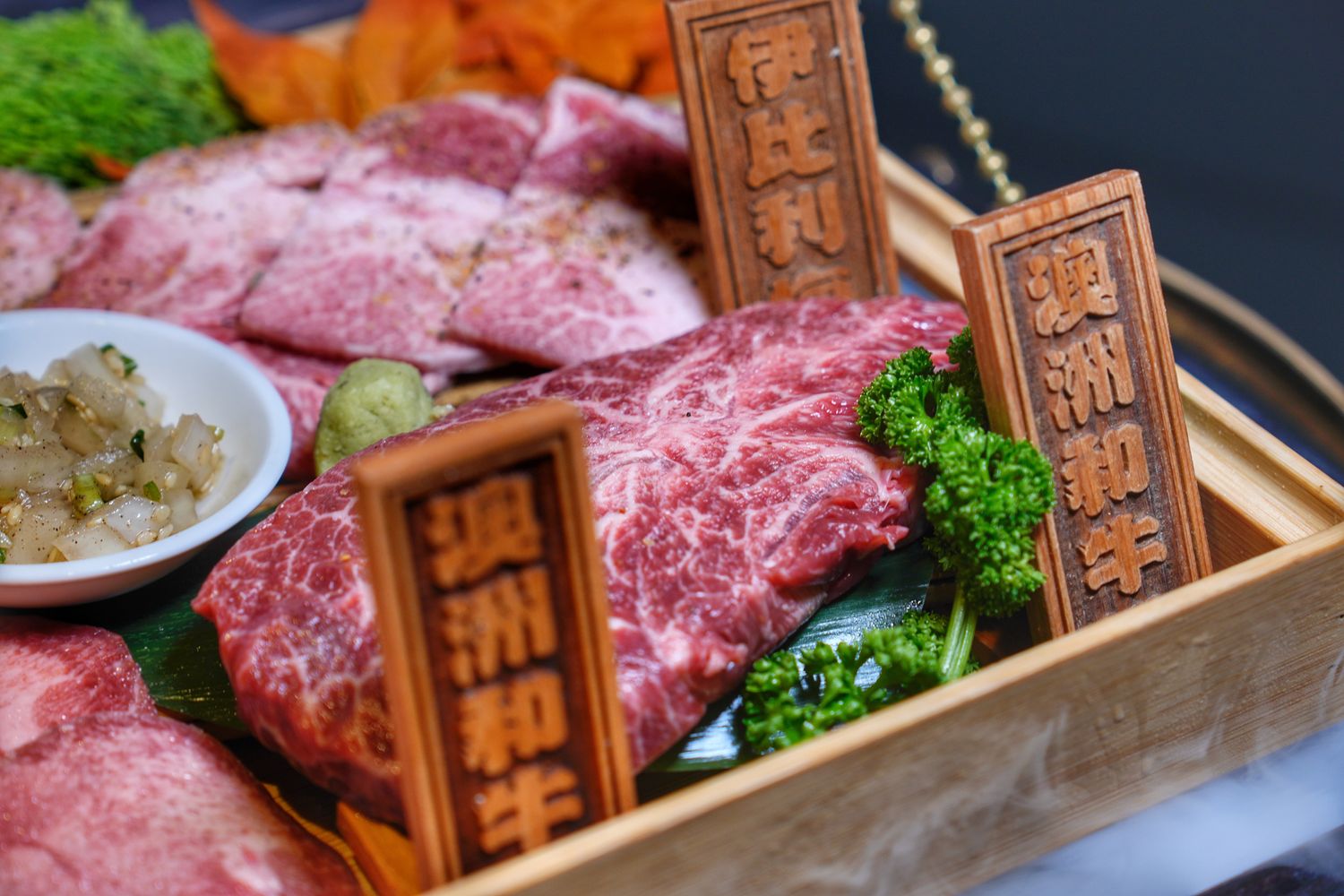 山鯨燒肉西屯店|夢幻和牛寶箱,京都風慶生約會浪漫爆表! @混血珊莎的奇幻旅程 山鯨燒肉西屯店|夢幻和牛寶箱,京都風慶生約會浪漫爆表! @混血珊莎的奇幻旅程