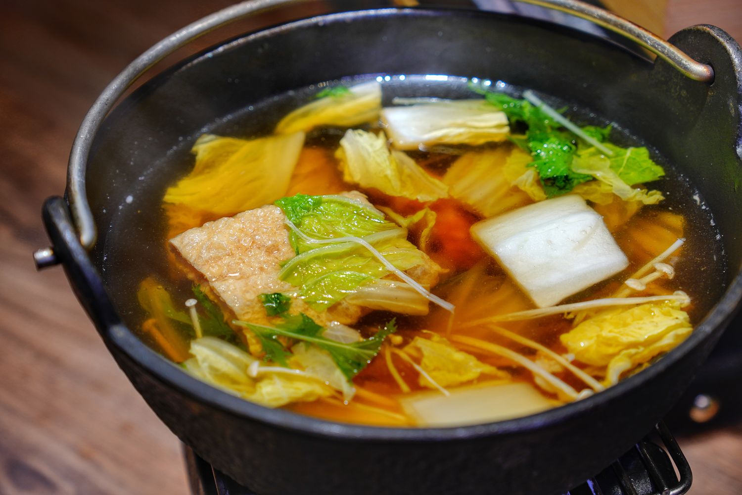 山鯨燒肉西屯店｜夢幻和牛寶箱，京都風慶生約會浪漫爆表! @混血珊莎的奇幻旅程