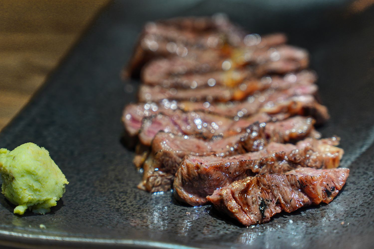 山鯨燒肉西屯店|夢幻和牛寶箱,京都風慶生約會浪漫爆表! @混血珊莎的奇幻旅程 山鯨燒肉西屯店|夢幻和牛寶箱,京都風慶生約會浪漫爆表! @混血珊莎的奇幻旅程