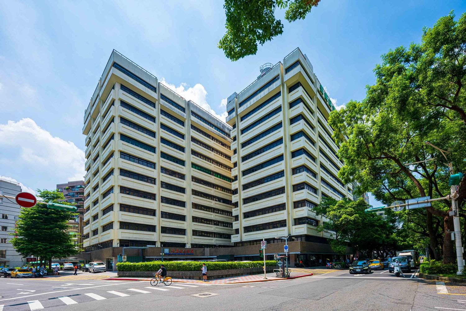 中山區建案【紳藏】 賞屋心得｜首都生活圈SRC制震綠建築，近南京復興站! @混血珊莎的奇幻旅程