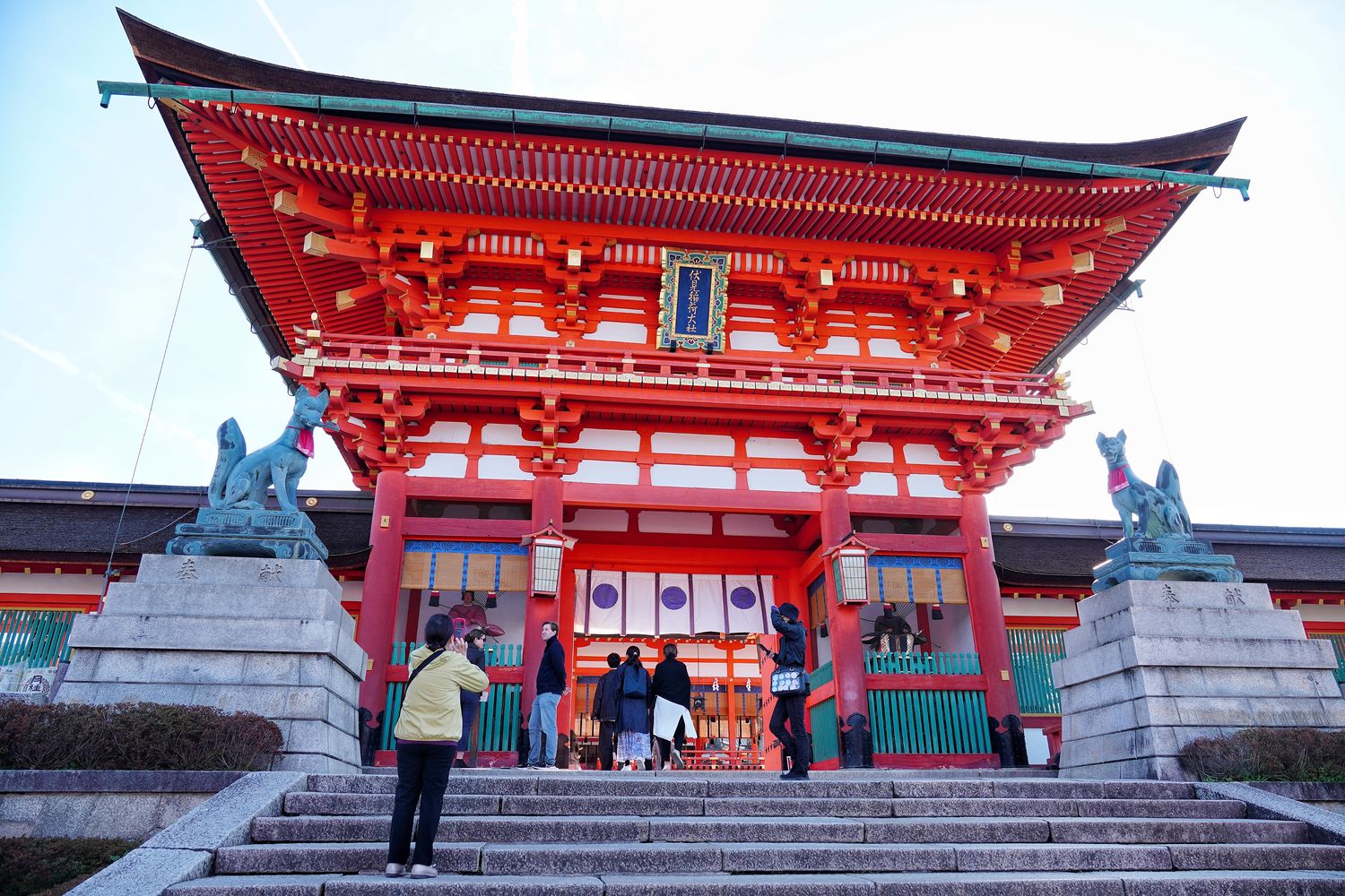 【京都伏見稻荷大社】壯觀千鳥居必拍重點攻略! @混血珊莎的奇幻旅程 【京都伏見稻荷大社】壯觀千鳥居必拍重點攻略! @混血珊莎的奇幻旅程