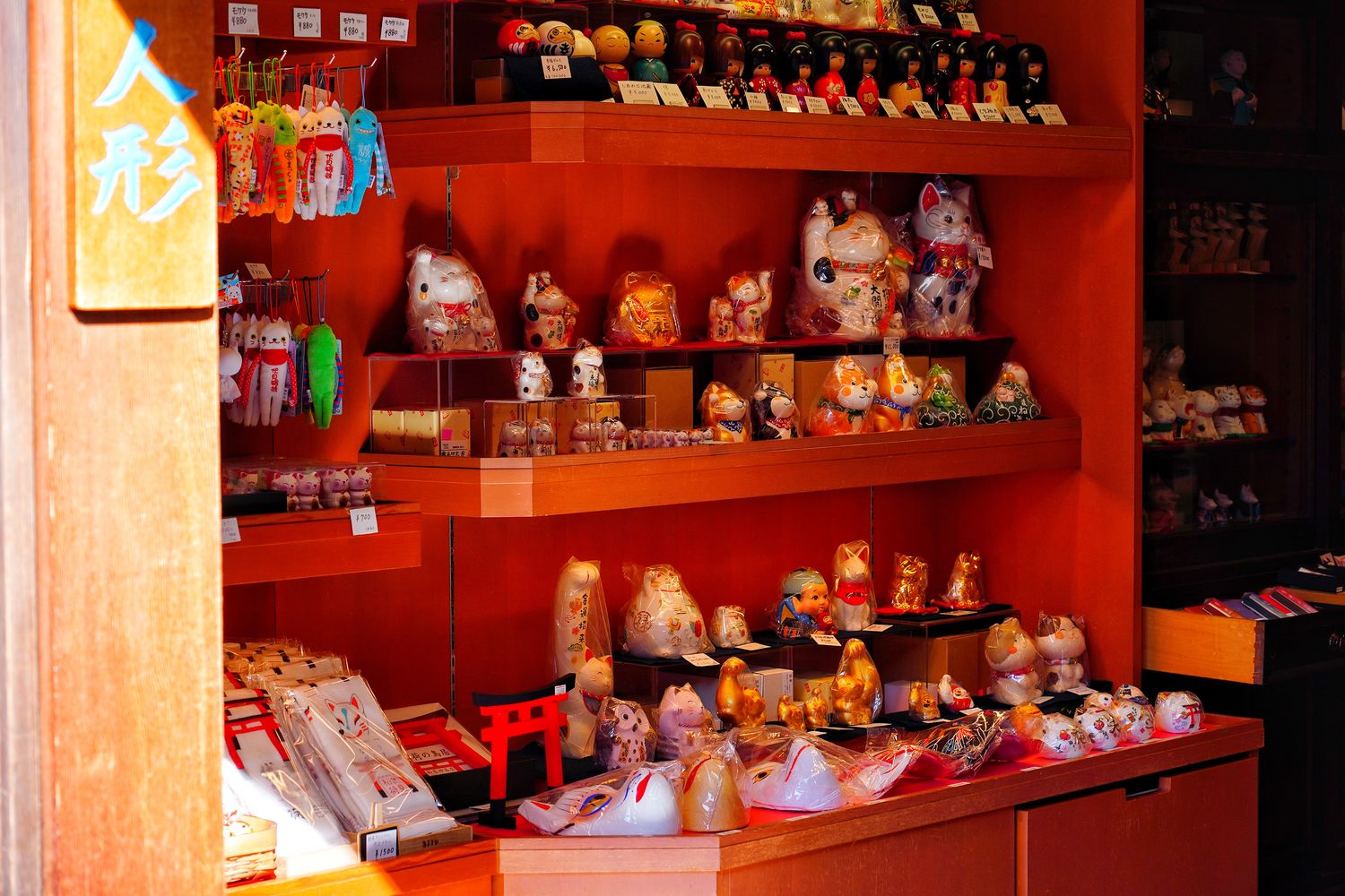 【京都伏見稻荷大社】壯觀千鳥居必拍重點攻略! @混血珊莎的奇幻旅程 【京都伏見稻荷大社】壯觀千鳥居必拍重點攻略! @混血珊莎的奇幻旅程