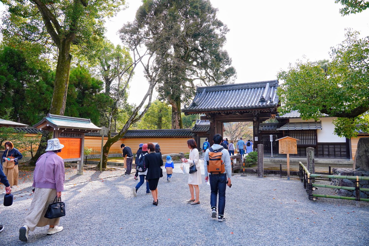 金閣寺｜京都必訪夢幻之境，門票營業時間交通攻略! @混血珊莎的奇幻旅程