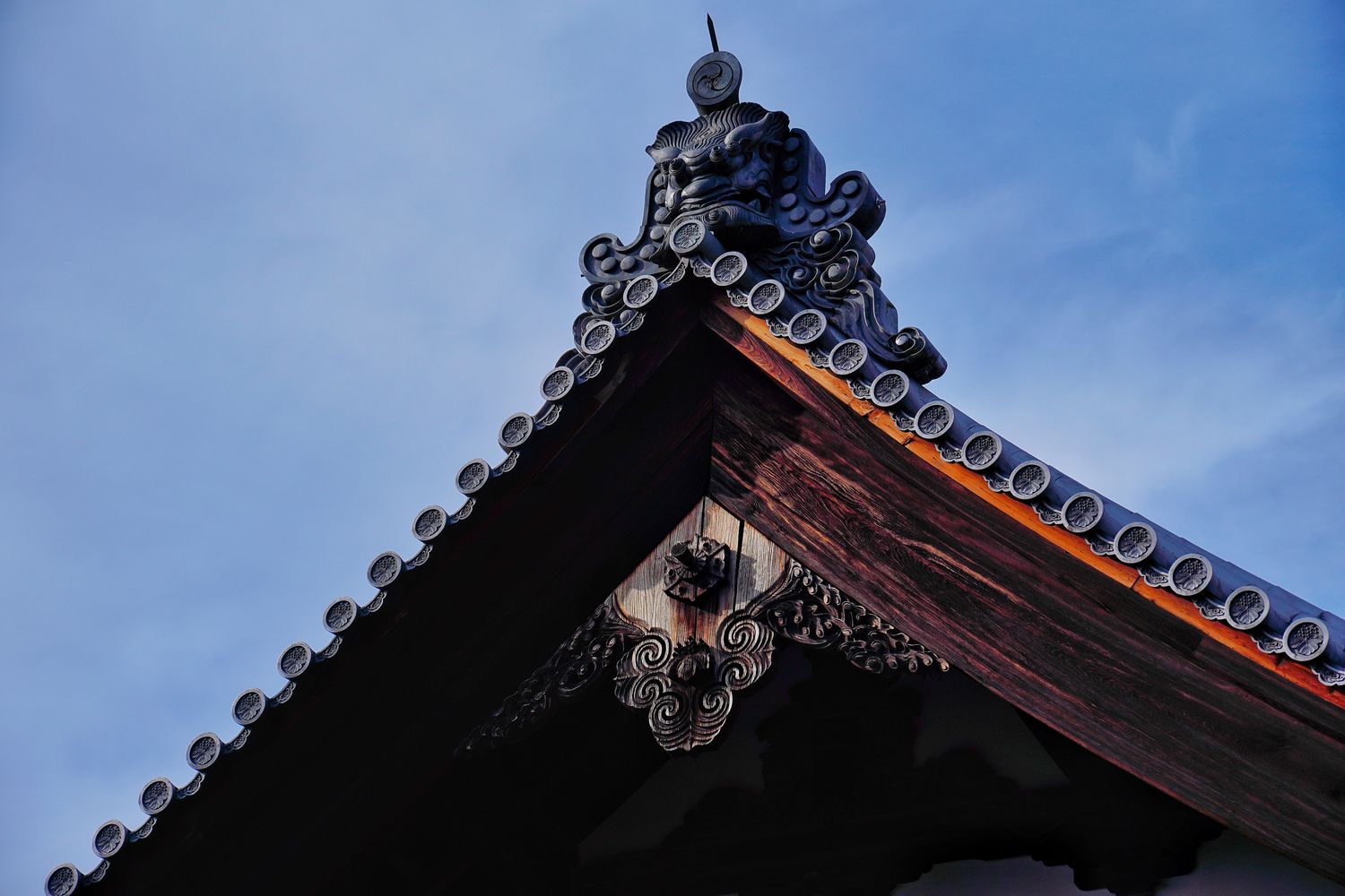 金閣寺｜京都必訪夢幻之境，門票營業時間交通攻略! @混血珊莎的奇幻旅程