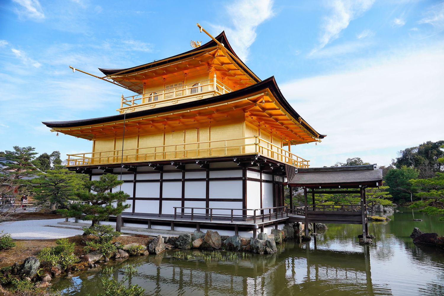 金閣寺｜京都必訪夢幻之境，門票營業時間交通攻略! @混血珊莎的奇幻旅程