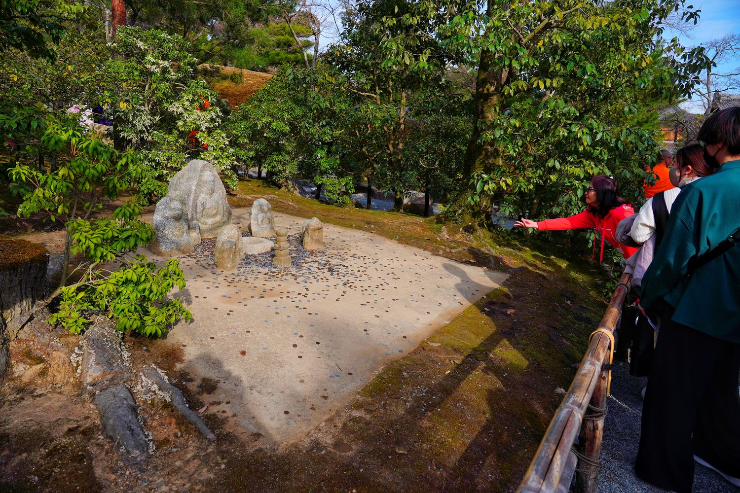 金閣寺｜京都必訪夢幻之境，門票營業時間交通攻略! @混血珊莎的奇幻旅程